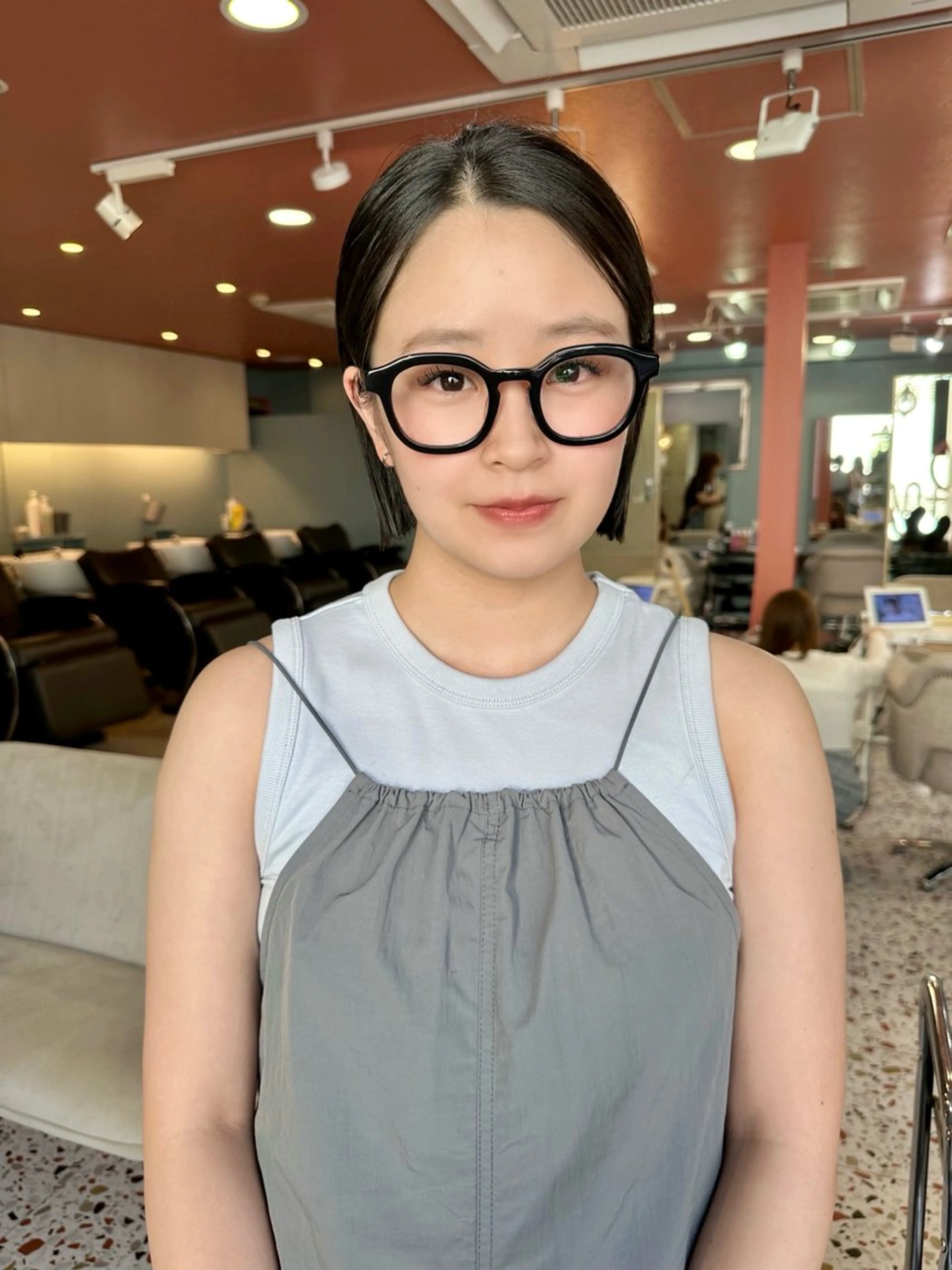 ショート カラー ボブ カット ヘアカラー トリートメント トレンドヘア🌿 chinariのヘアスタイル