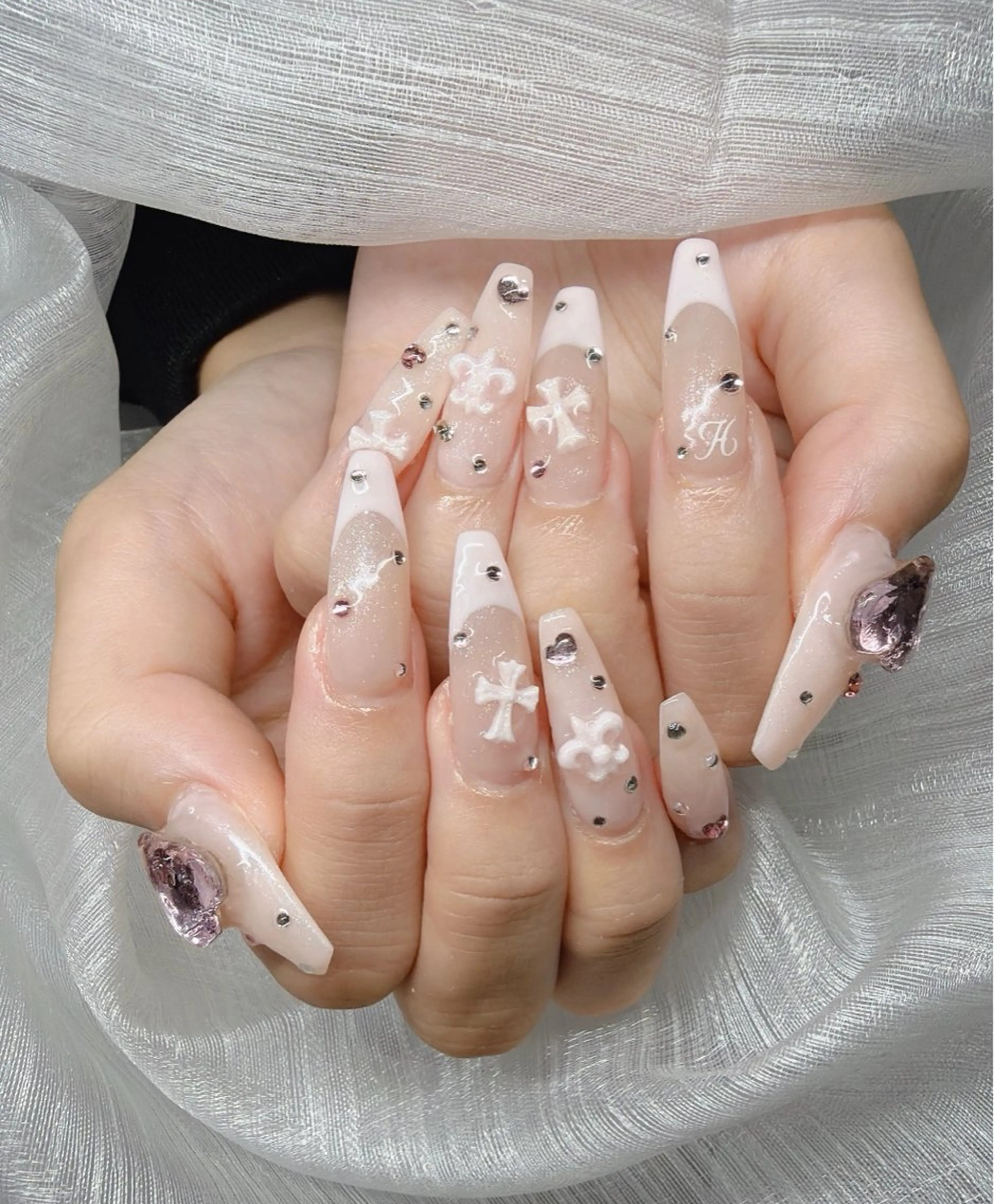 ネイル 長さ出し グラデーション 卒業式 キラキラネイル マグネットネイル ハンドネイル Lee Nailsのネイルデザイン