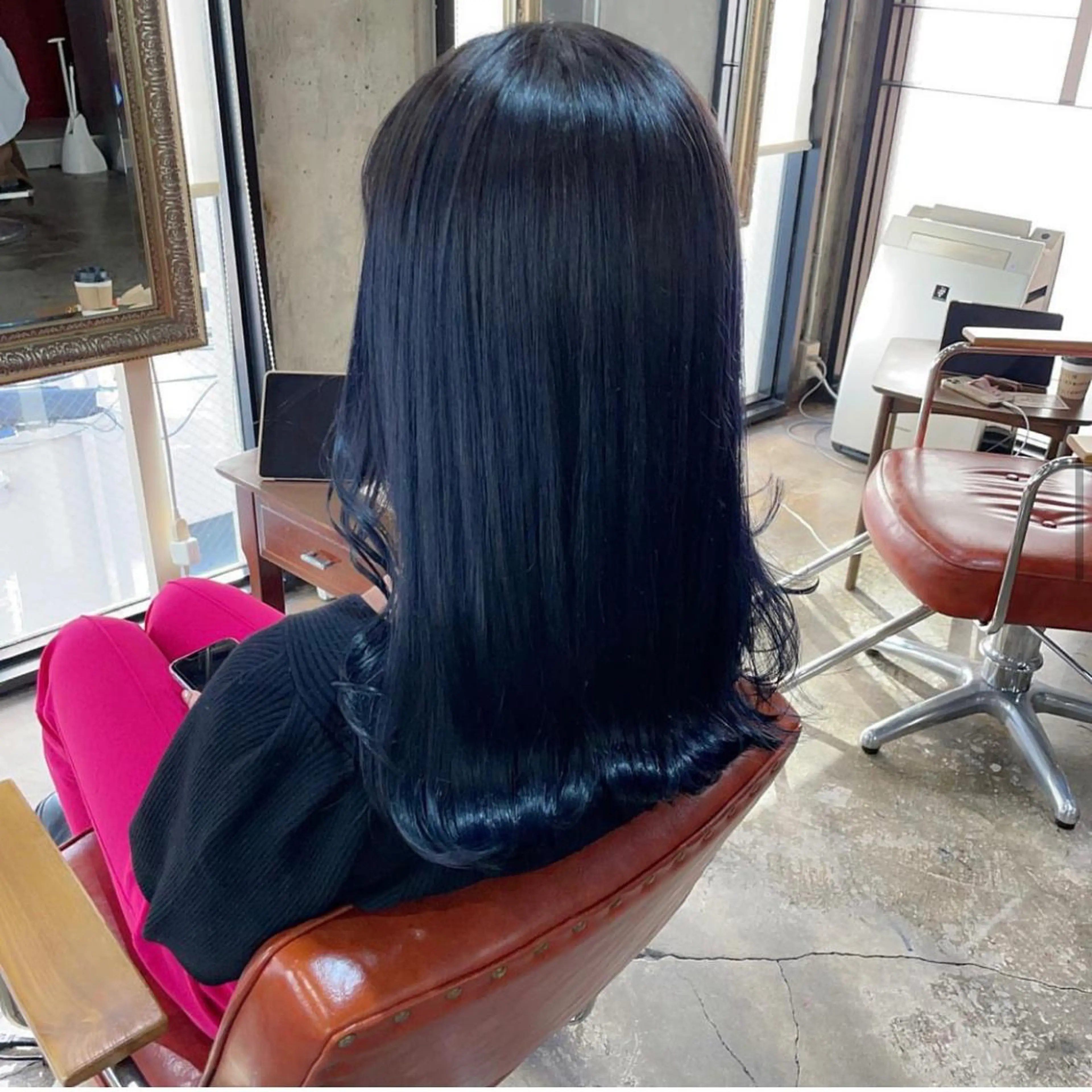 ミディアム カラー ネイビーカラー ヘアカラー 🕊miki モテ髪🫧のヘアスタイル