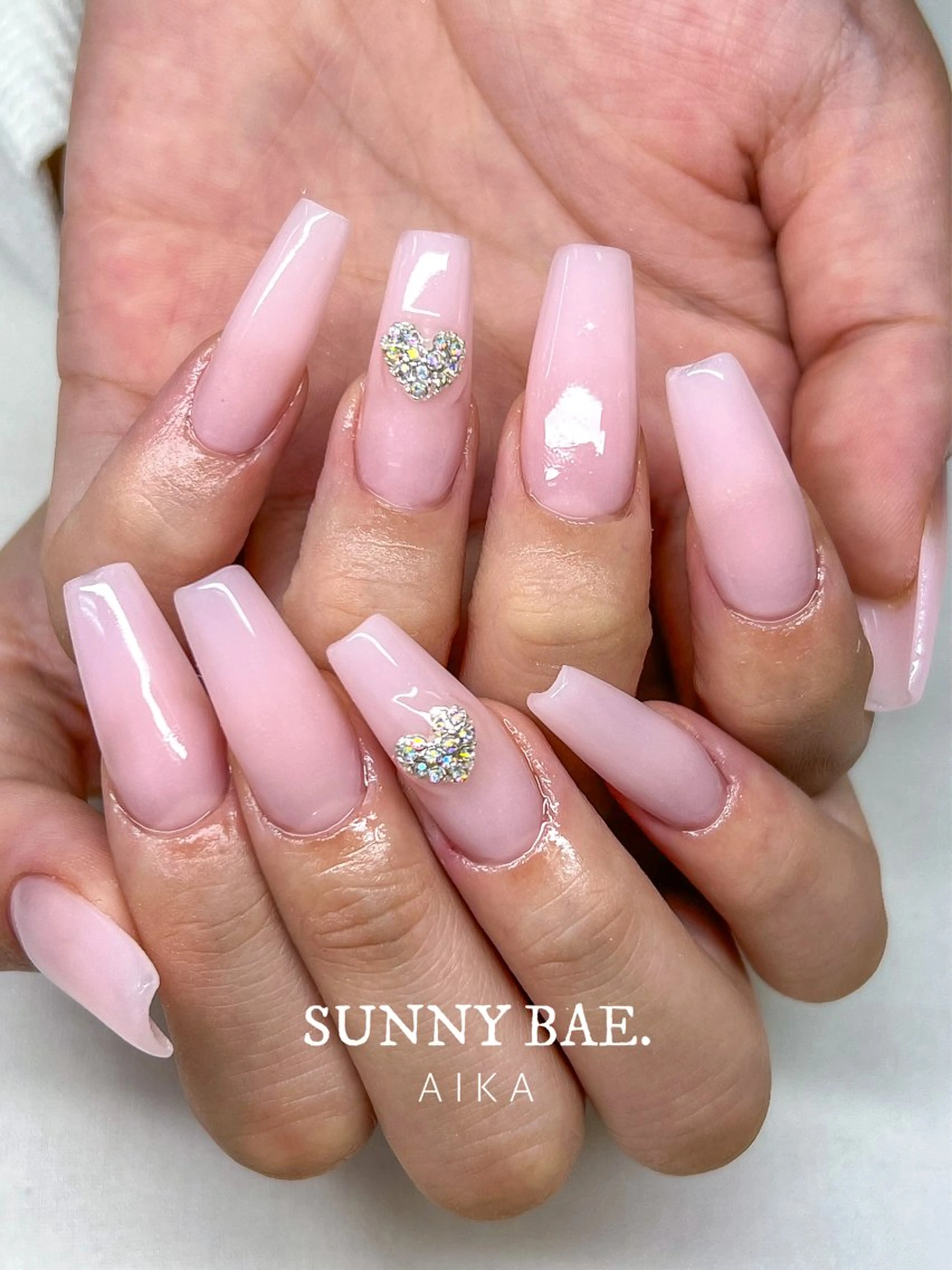 ネイル ジェルネイル キラキラネイル ロングネイル 持ち込み ワンカラーネイル Made By AIKAのネイルデザイン