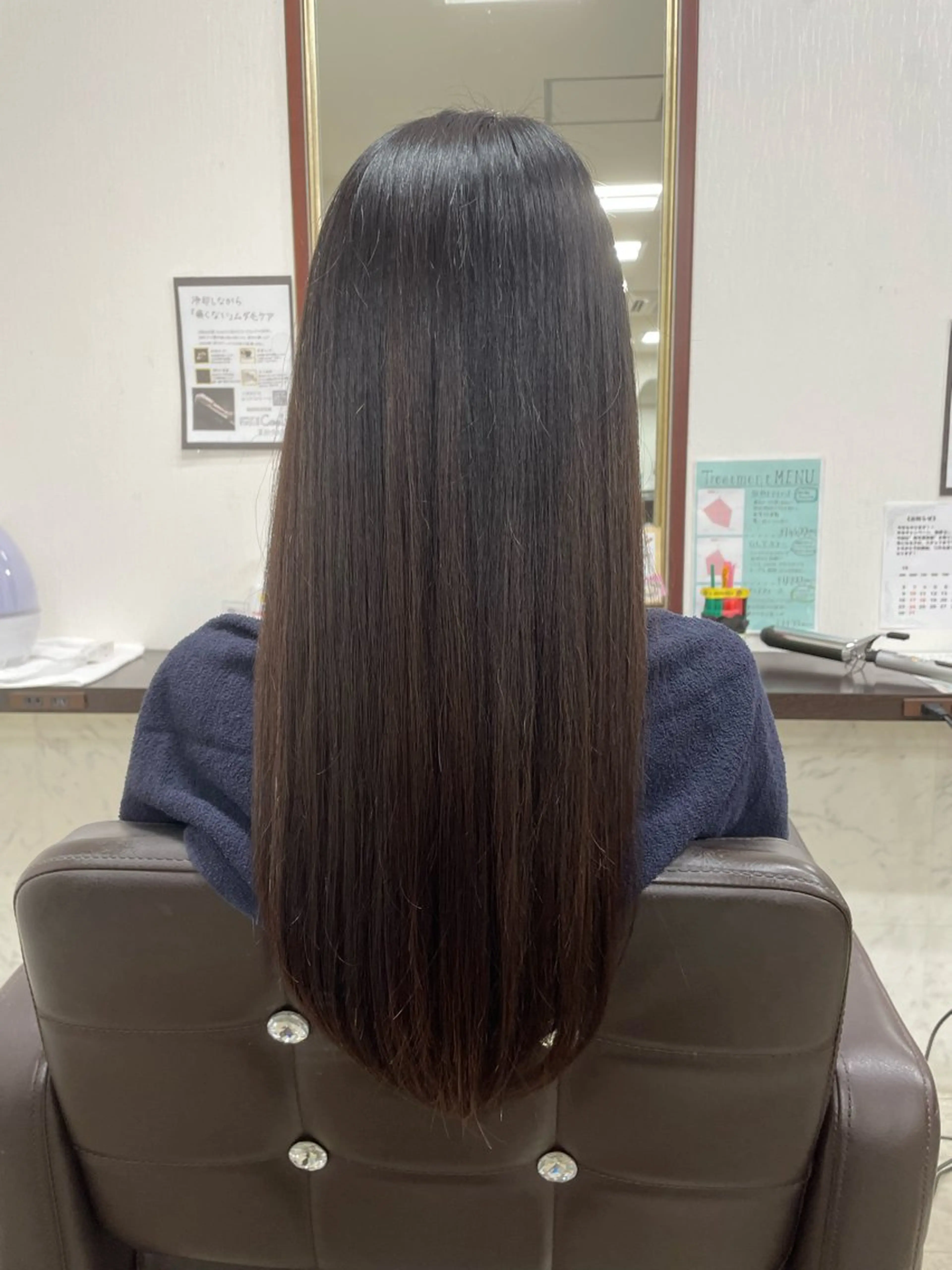 ロング 𝐒𝐇𝐔𝐑𝐈 🦋艶カラー🦋のヘアスタイル