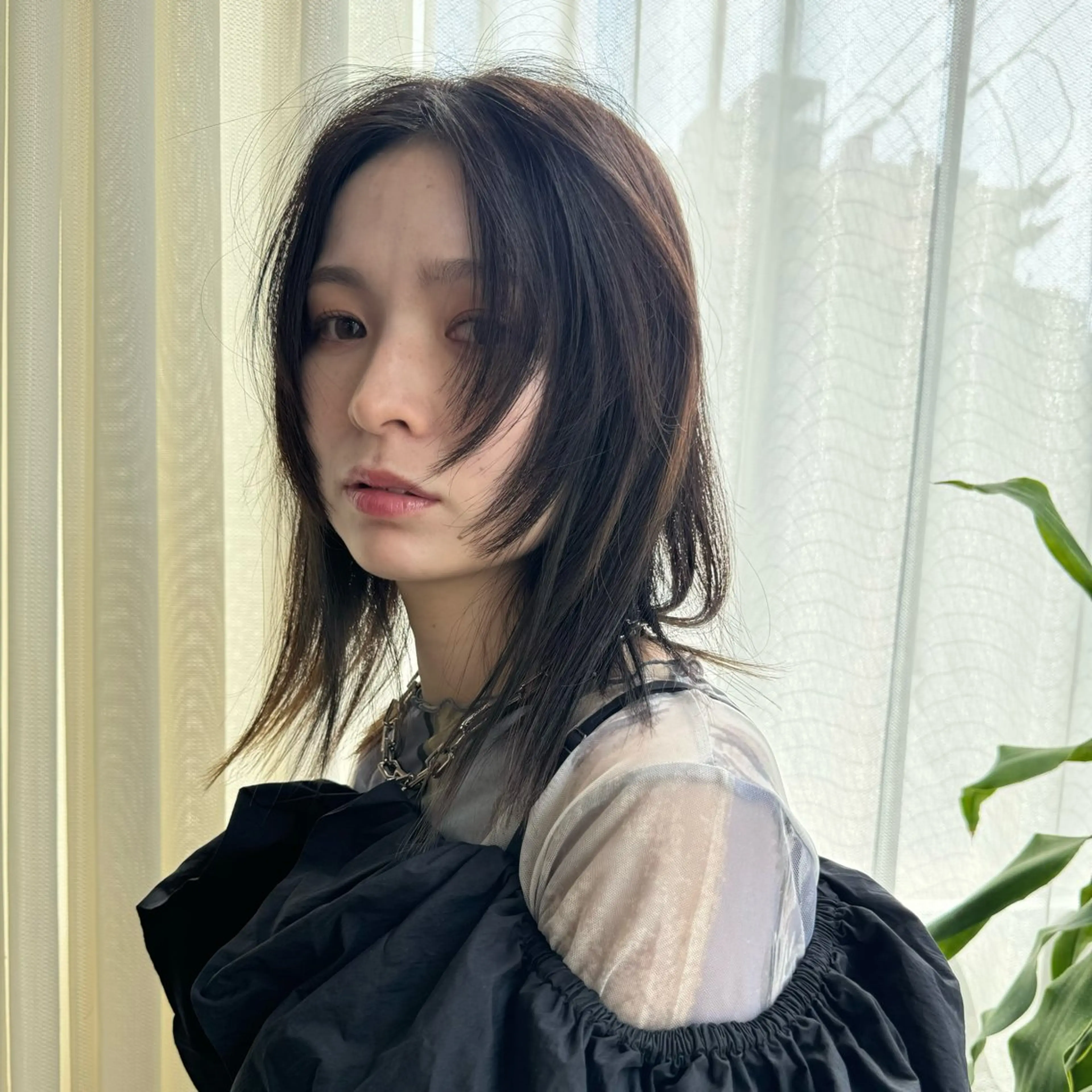 ロング レイヤーカット カット ヘアカラー トリートメント 《4月クーポン記 載中》小森祐希のヘアスタイル