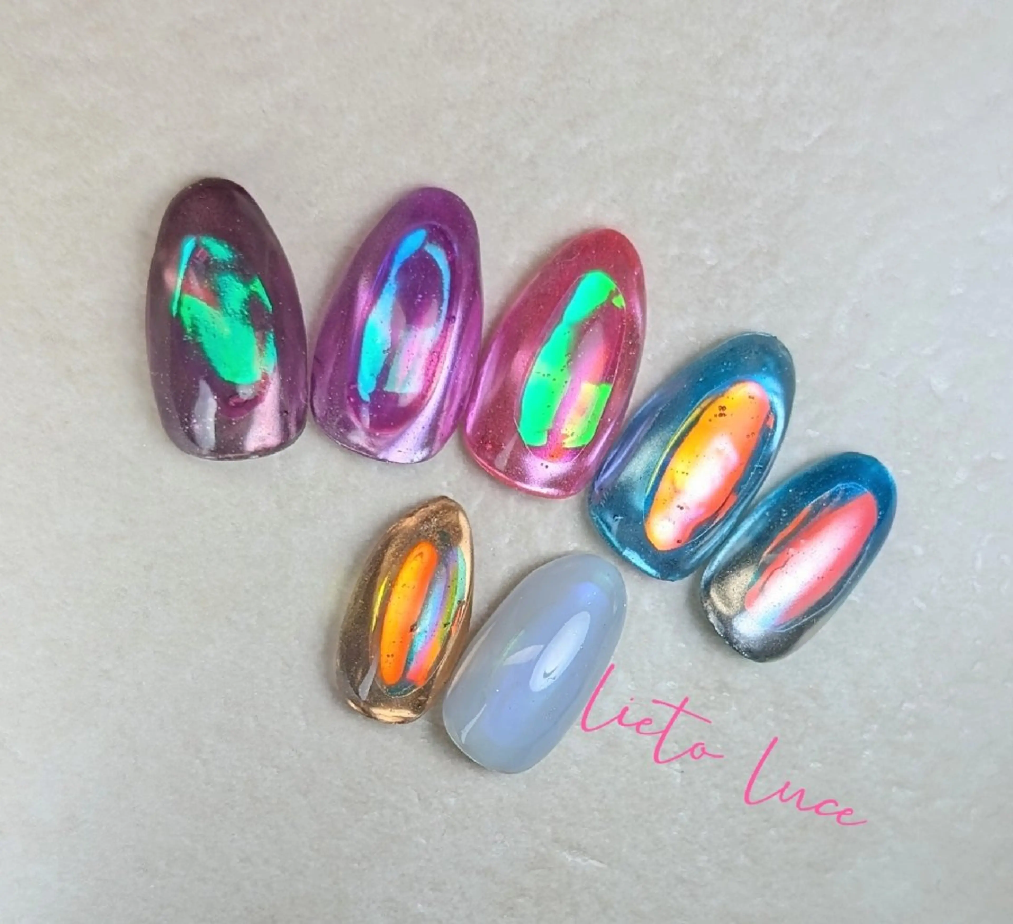 【オフ有】うるうる、メラメラネイル💅の写真