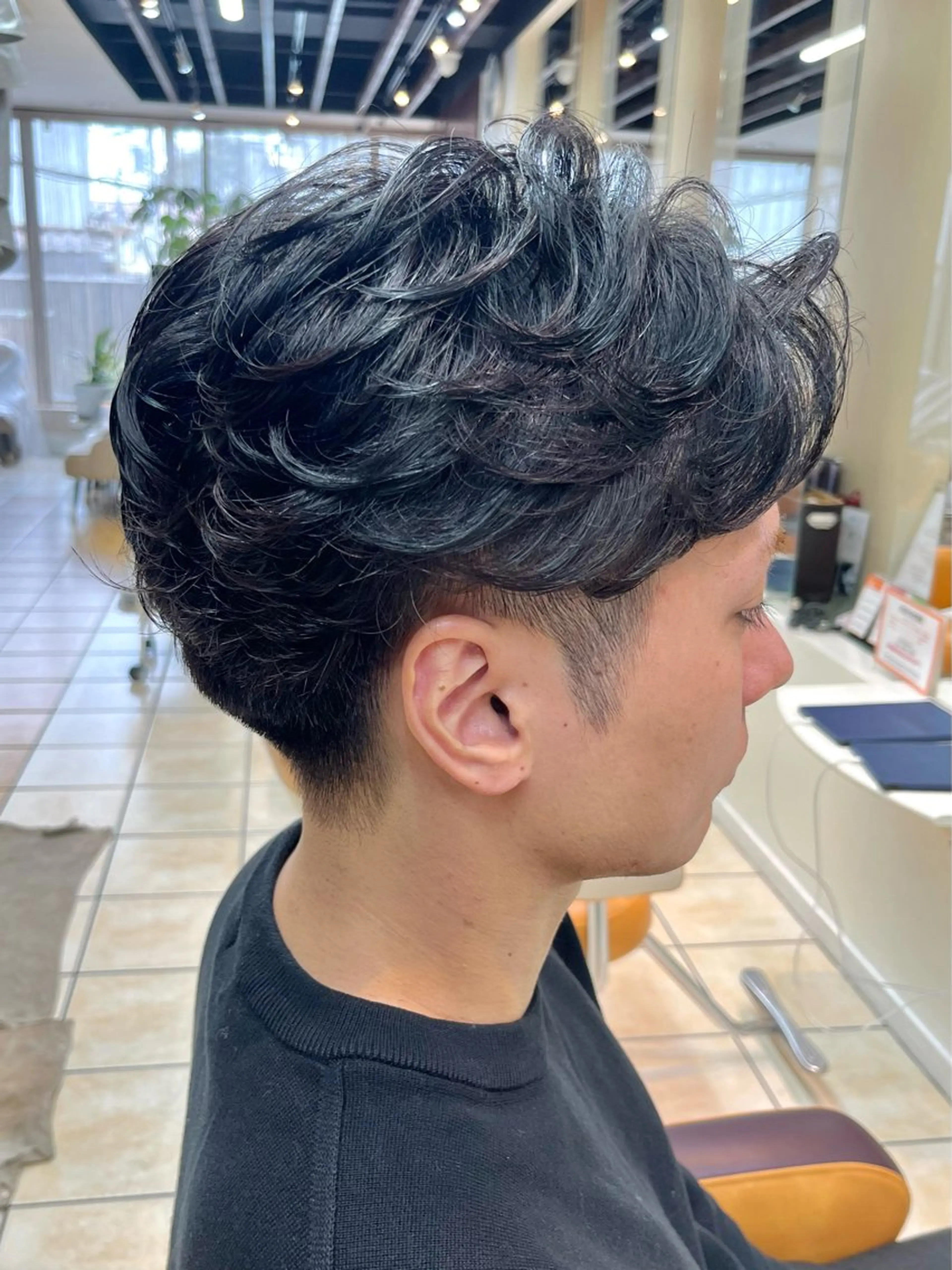 ショート パーマ メンズ センターパート メンズパーマ 刈り上げ ニュアンスパーマ カット パーマ メンズ特化/パーマ/ 髪質改善　高野奨馬のヘアスタイル