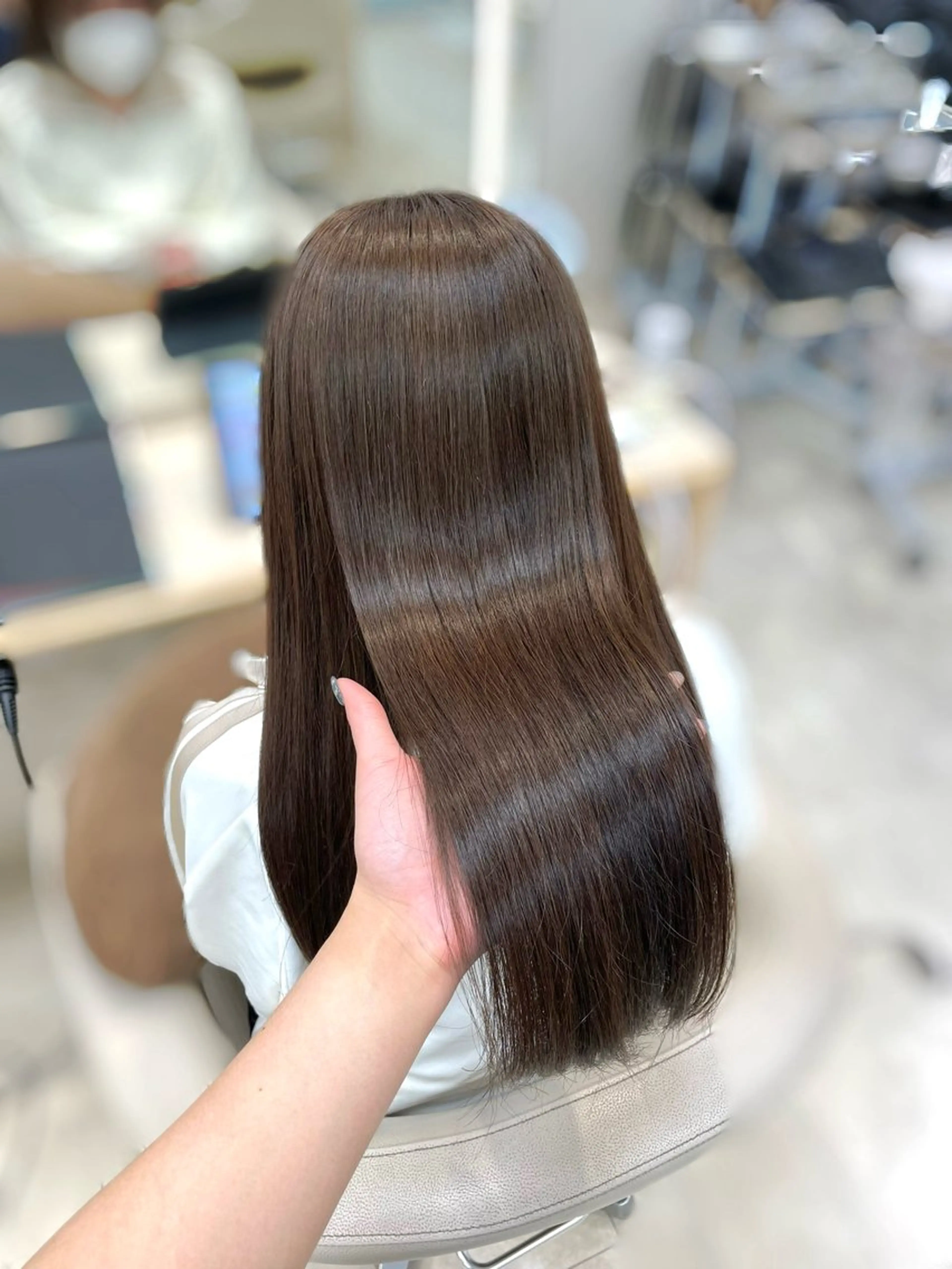 ロング カラー 透明感ベージュ🎀 艶髪/レイヤー/AOのヘアスタイル