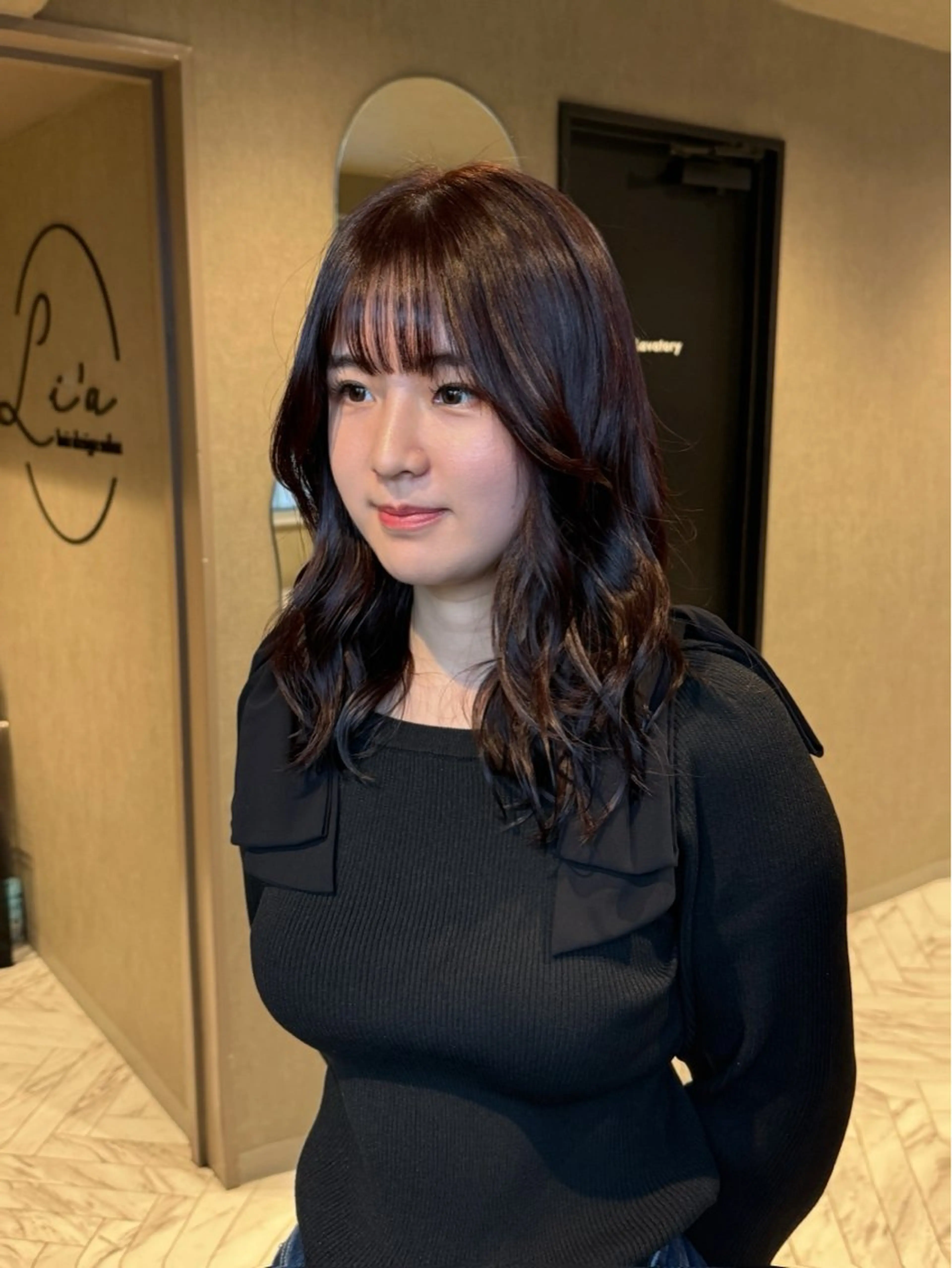 セミロング カット ヘアカラー トリートメント ハイトーンカラー 縮毛矯正/ジャックのヘアスタイル