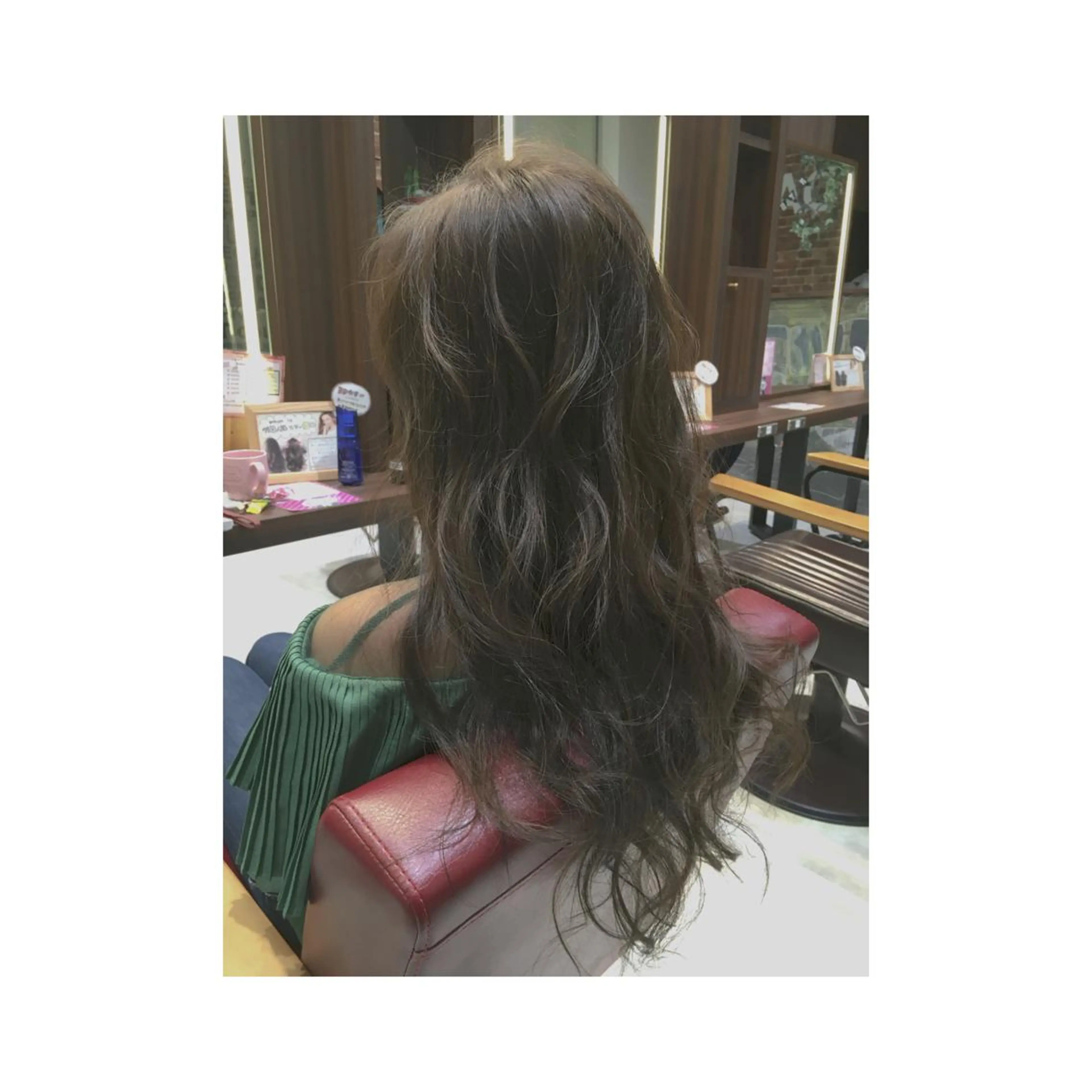 ロング カラー なかの たくみのヘアスタイル