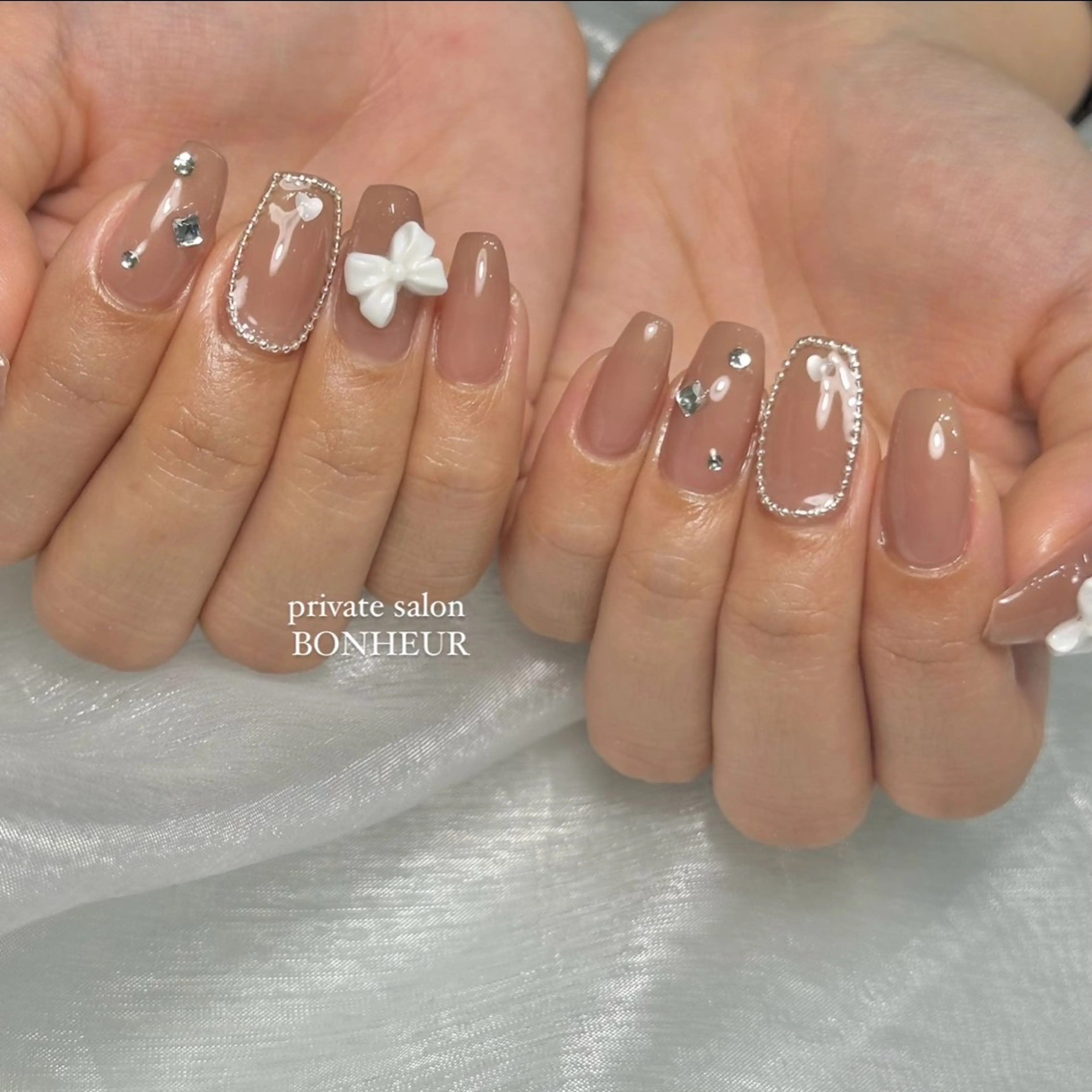 ネイル ハンドネイル BONHEUR Annaのネイルデザイン