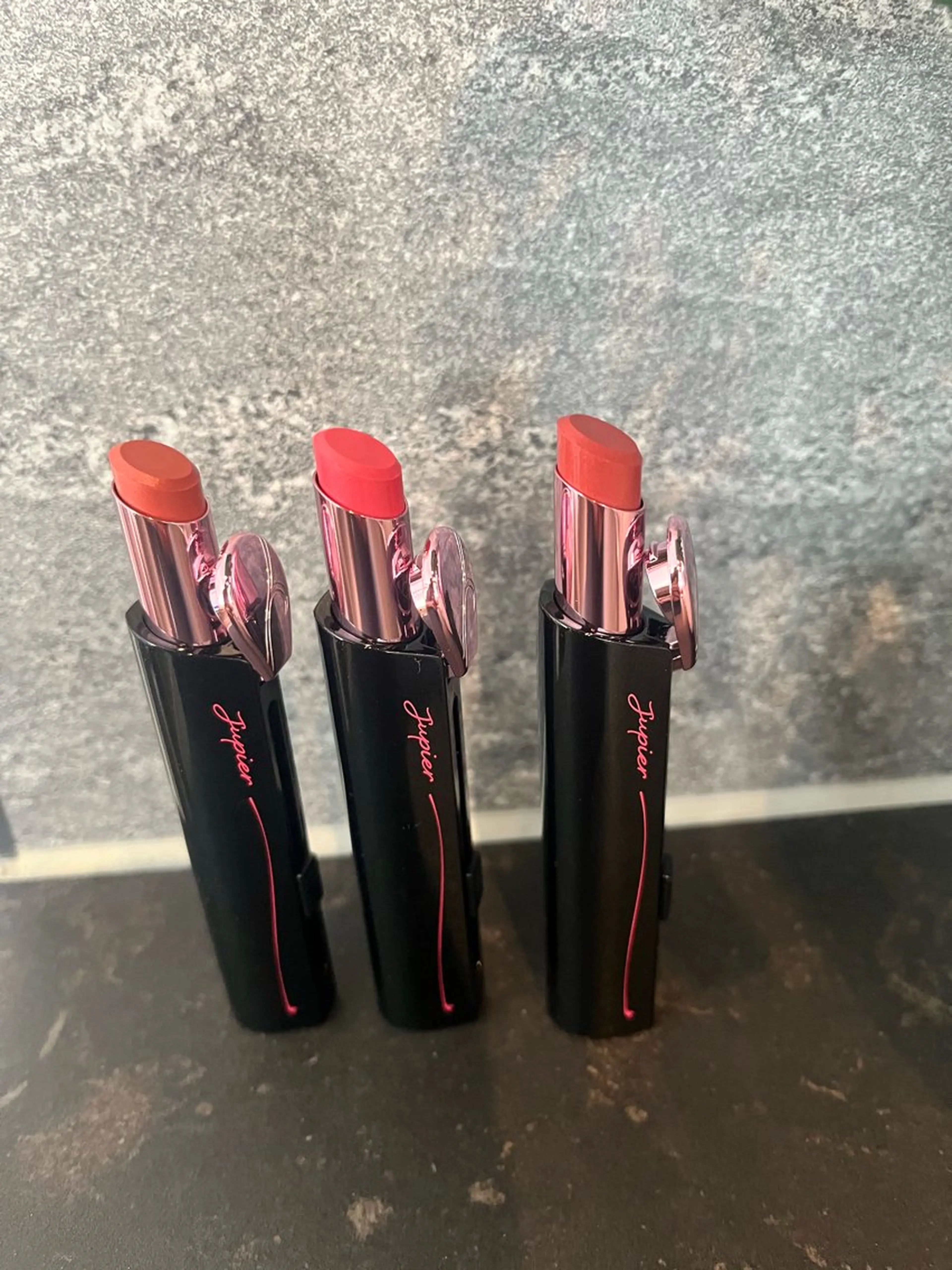 肌質改善サロン 来店プレゼントありのエステ・リラクイメージ