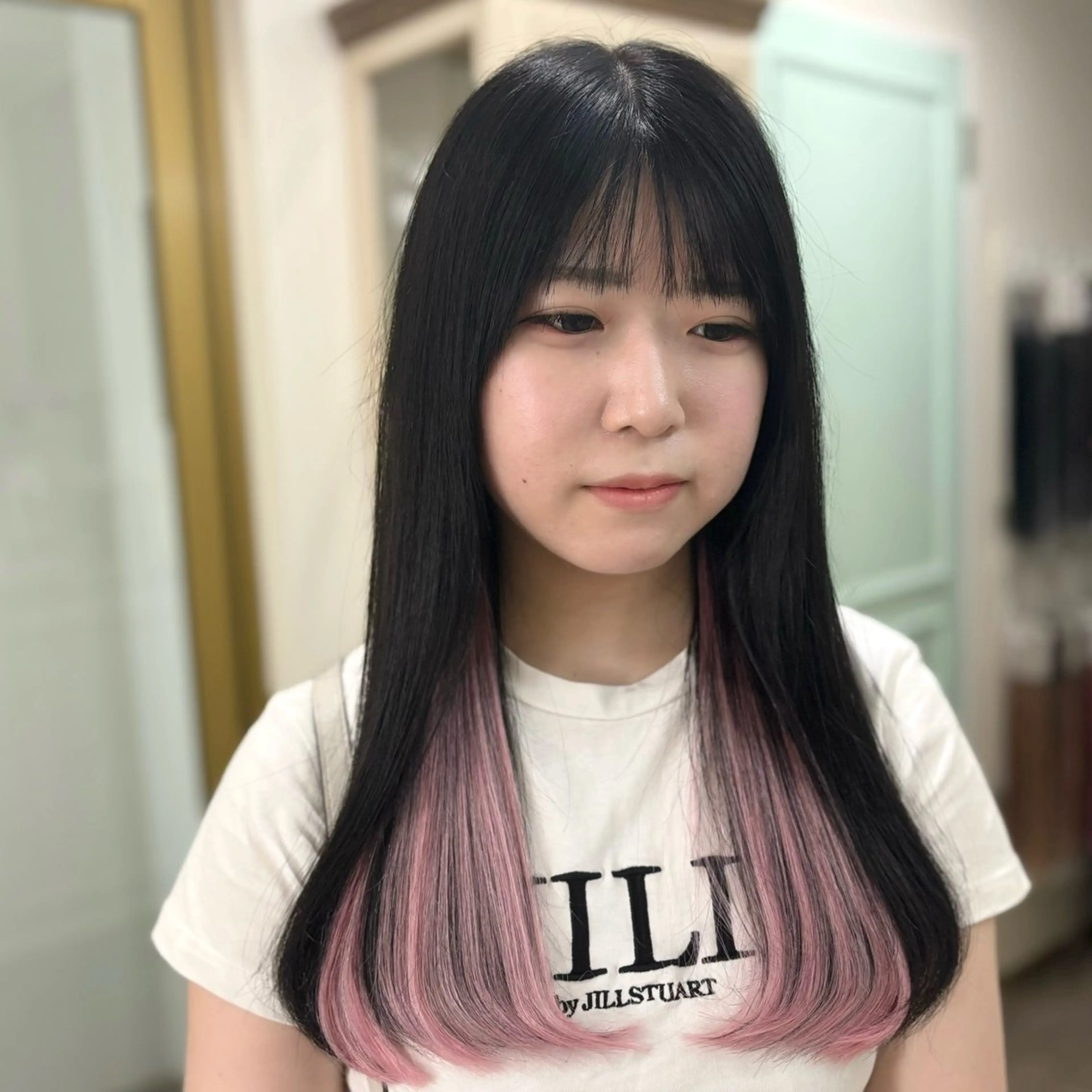 ロング エクステ 美容室ORIKA AI レイヤーカットのヘアスタイル