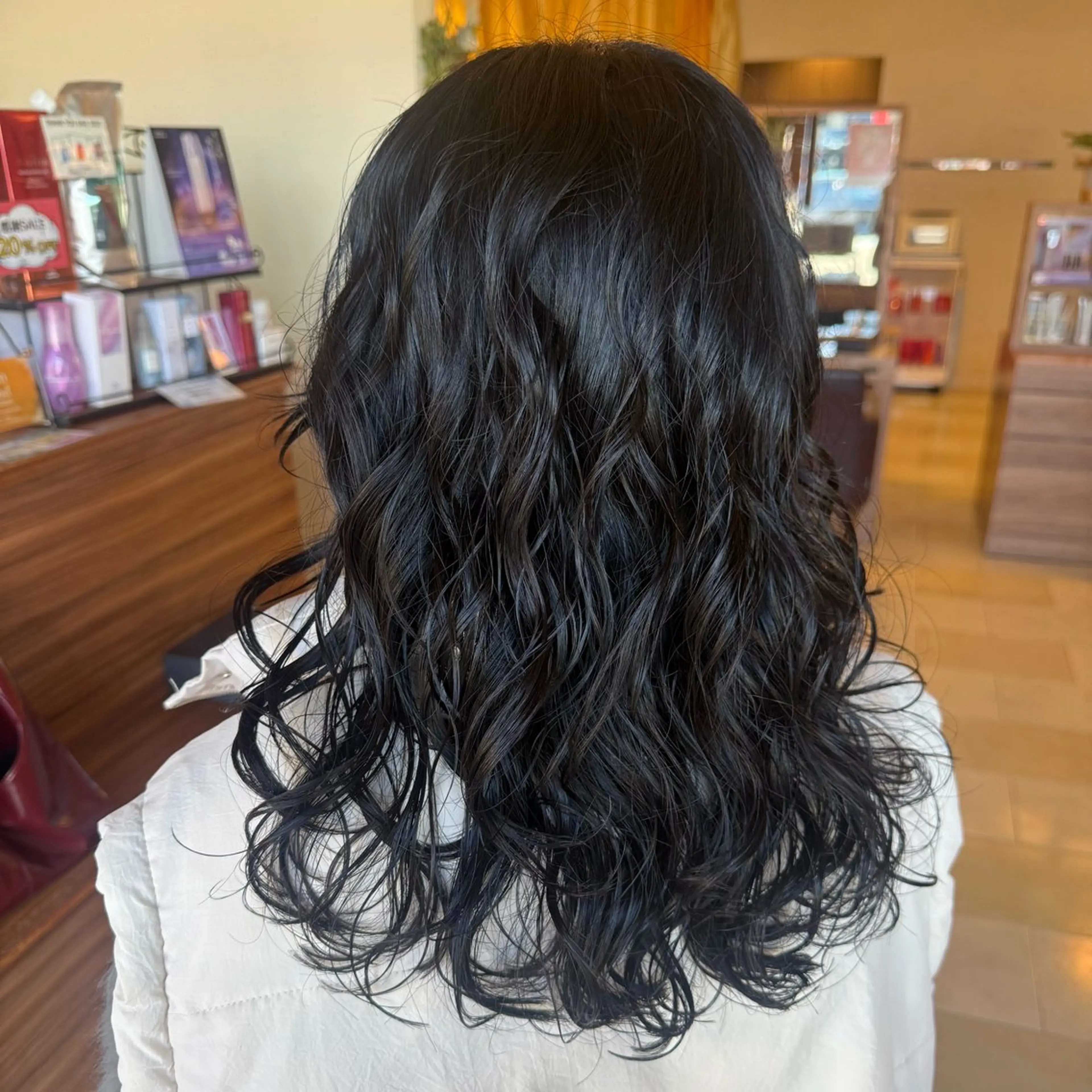 ミディアム パーマ ミディアムパーマ くせ毛 韓国風ヘア レイヤーカット デジタルパーマ カット パーマ トリートメント 韓国風パーマ🌿コテ 巻き風パーマ/るいのヘアスタイル