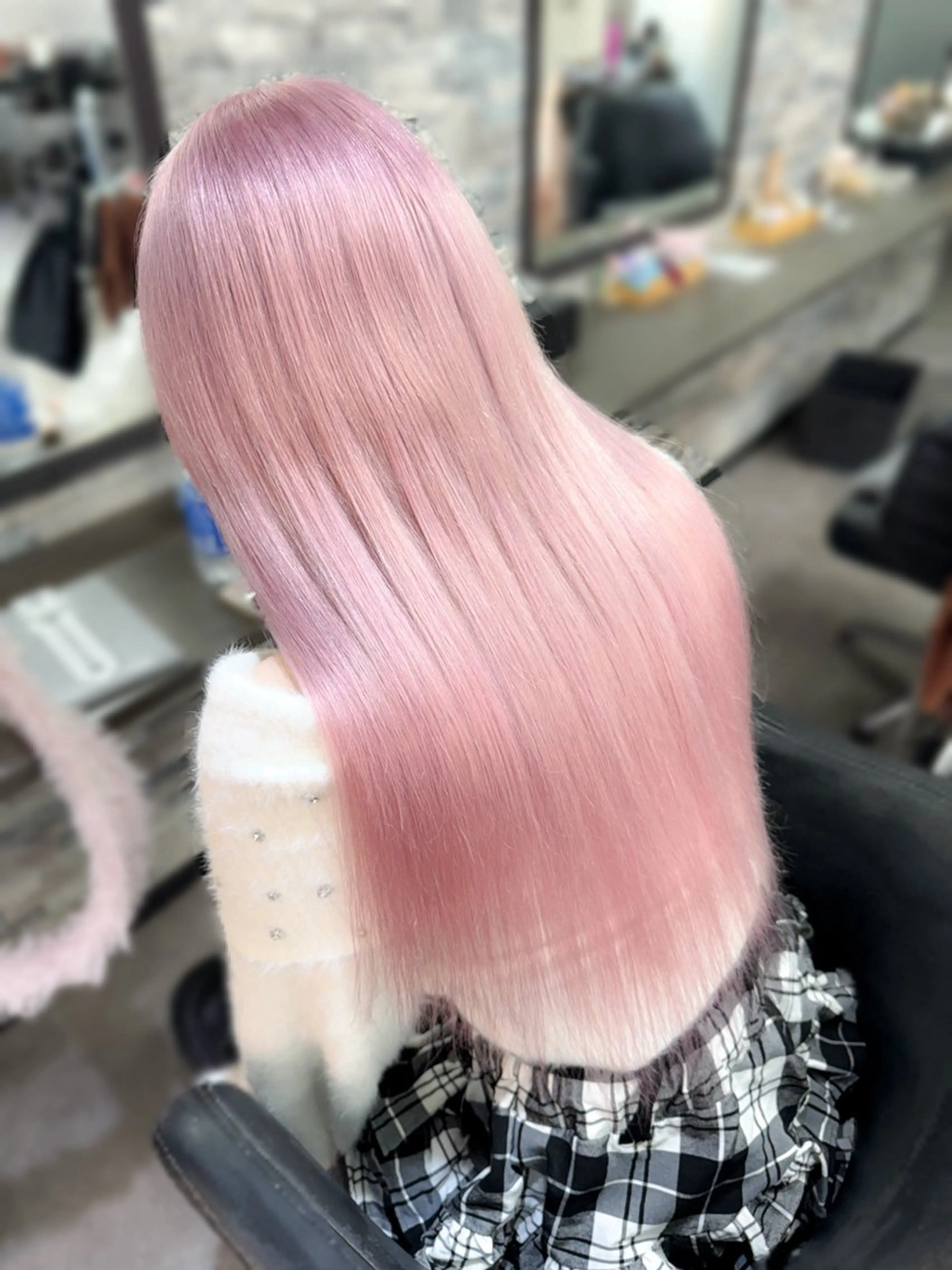 ロング カラー カット ヘアカラー トリートメント エクステ ハイトーンエクステ 🎩カズキ🎩のヘアスタイル