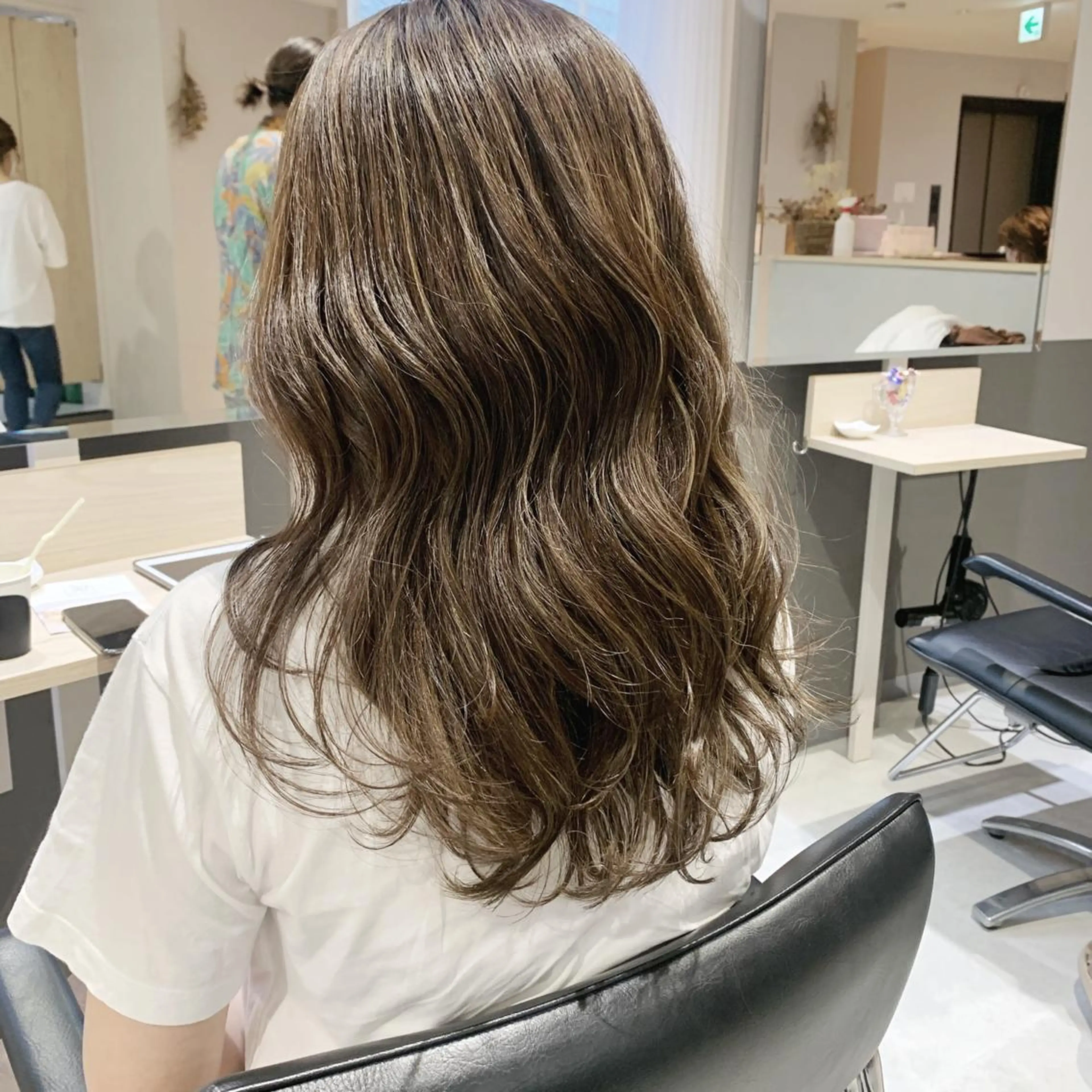 ロング カラー 髪質改善専門店 Lucasのヘアスタイル