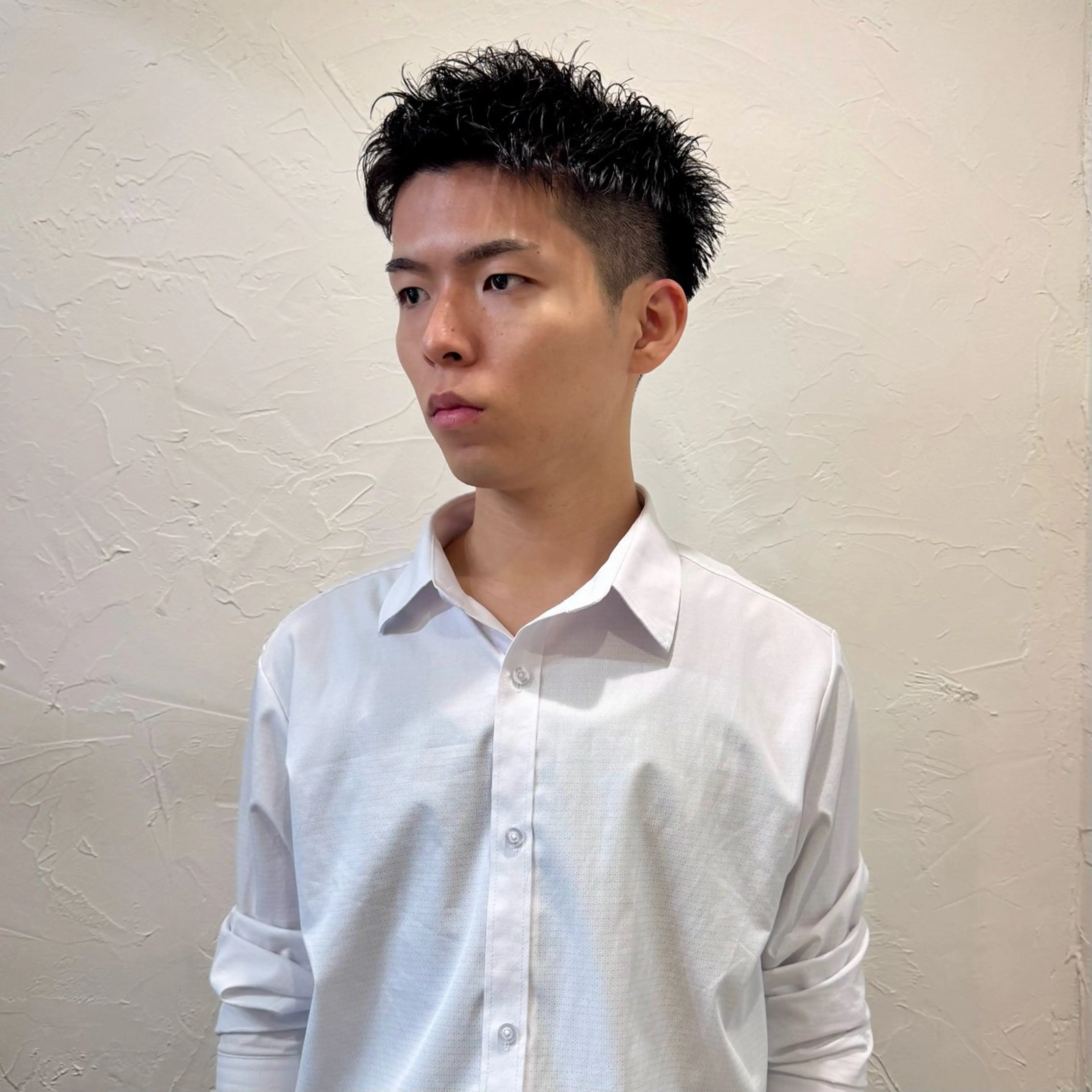 ショート パーマ メンズ アップバング メンズ就活ヘア メンズパーマ メンズショート スパイキーショート カット パーマ ヘアセット 【池袋/スパイキー ショート】ⓝⓘⓜⓤのヘアスタイル