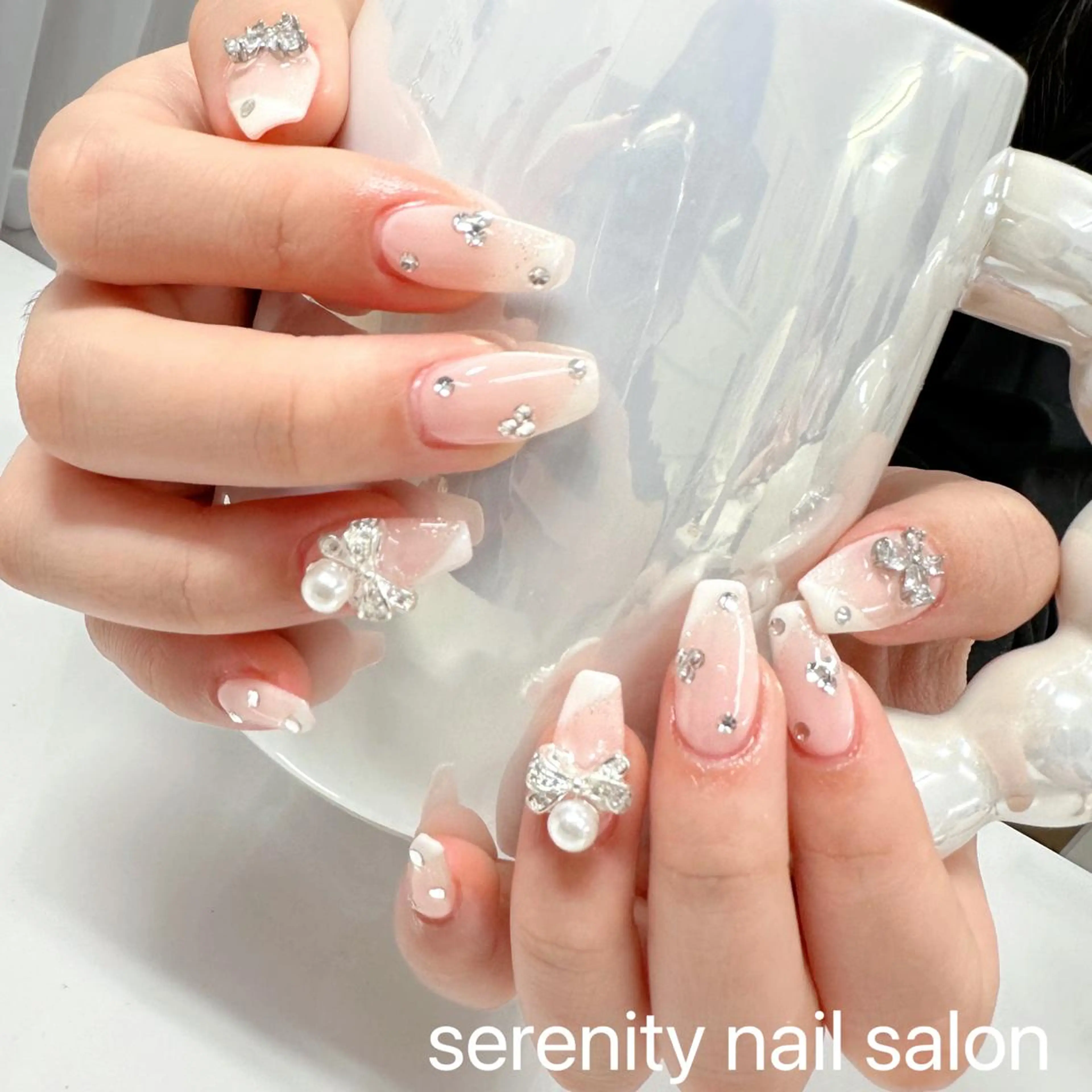 ネイル ハンドネイル ハンドケア ✨Serenity Nail salonのネイルデザイン