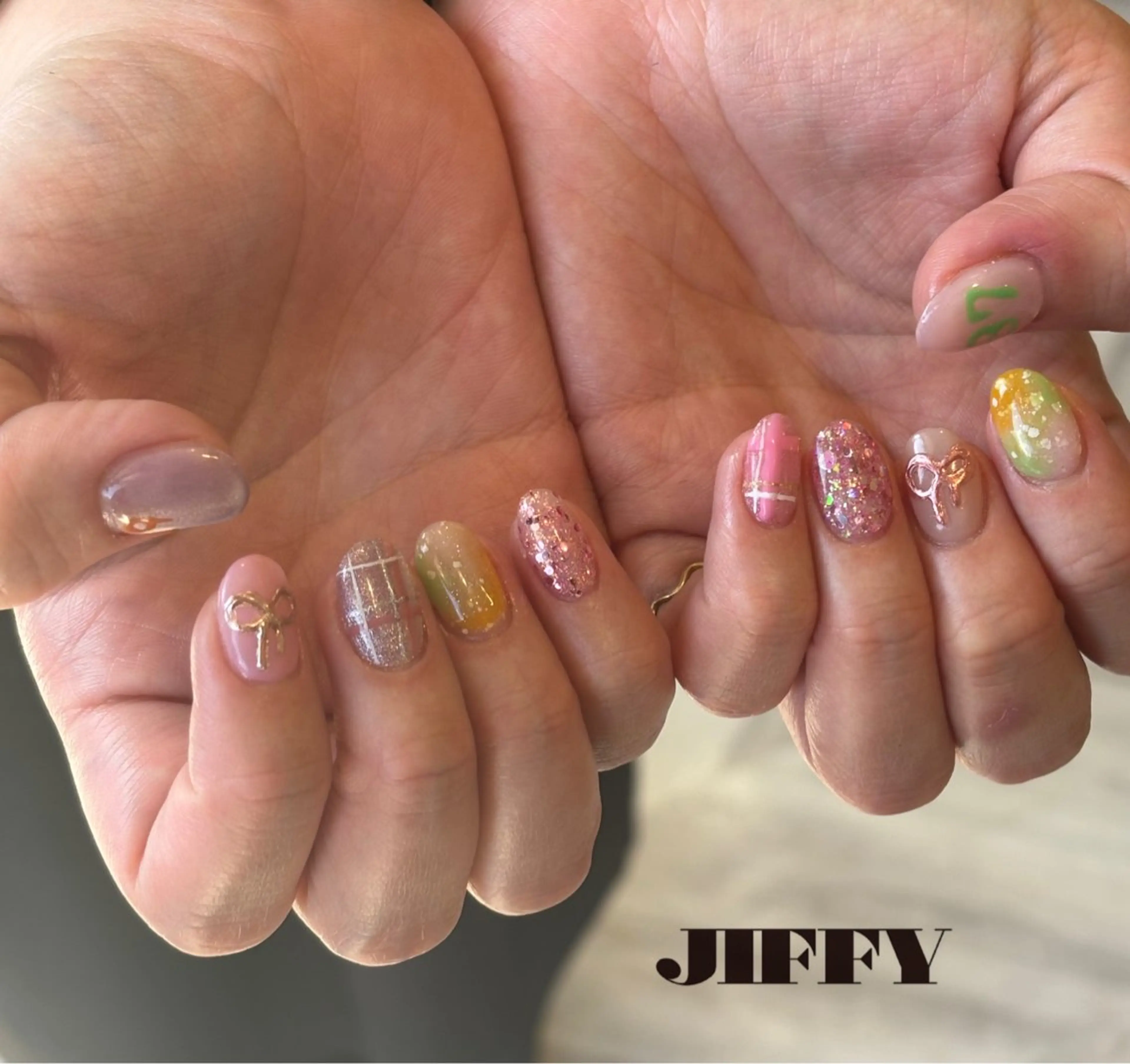 ミディアム ハンドネイル JIFFY所属・JIFFY nailstudioのネイルデザイン
