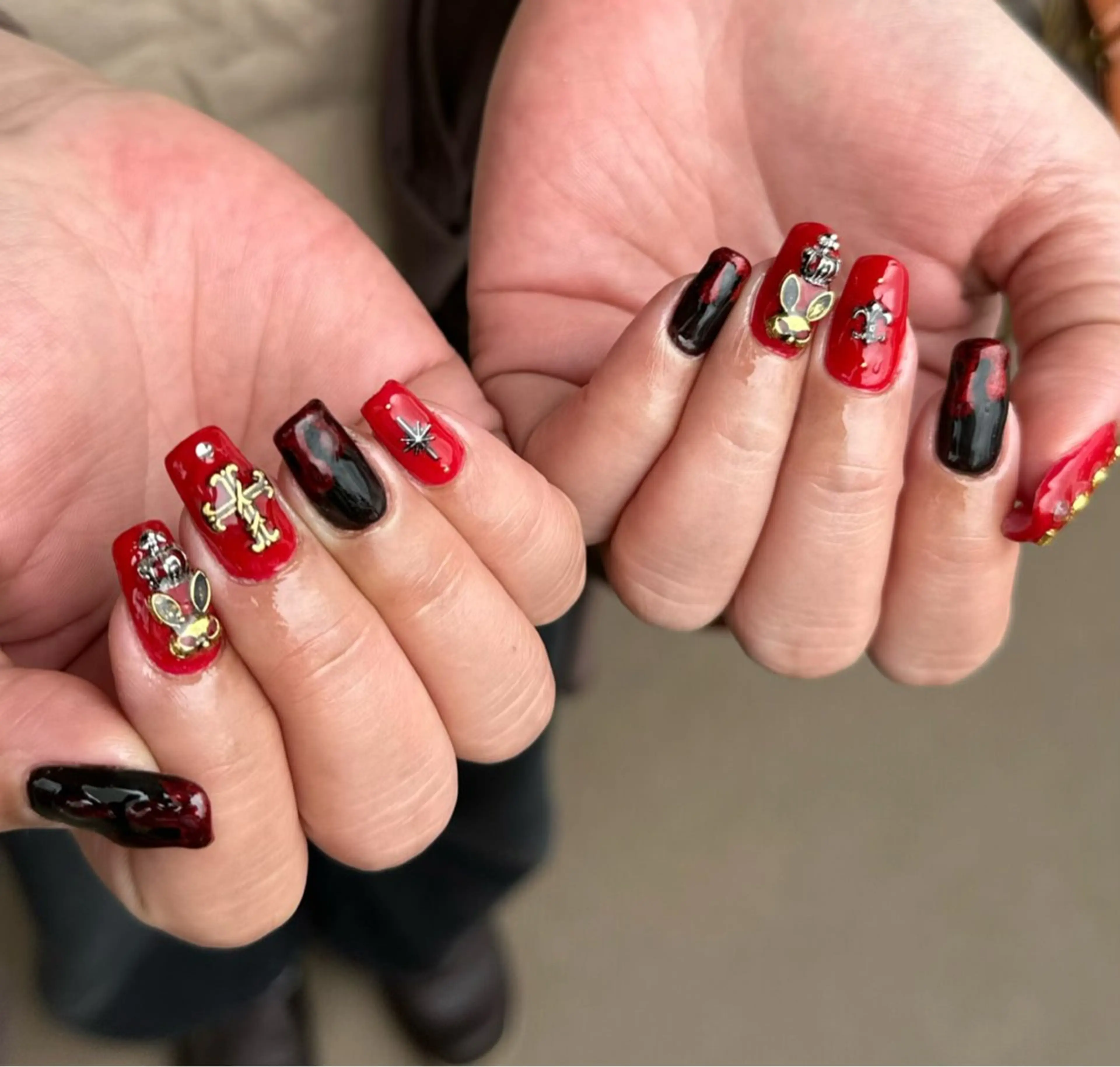 ネイル 新山 聖のネイルデザイン