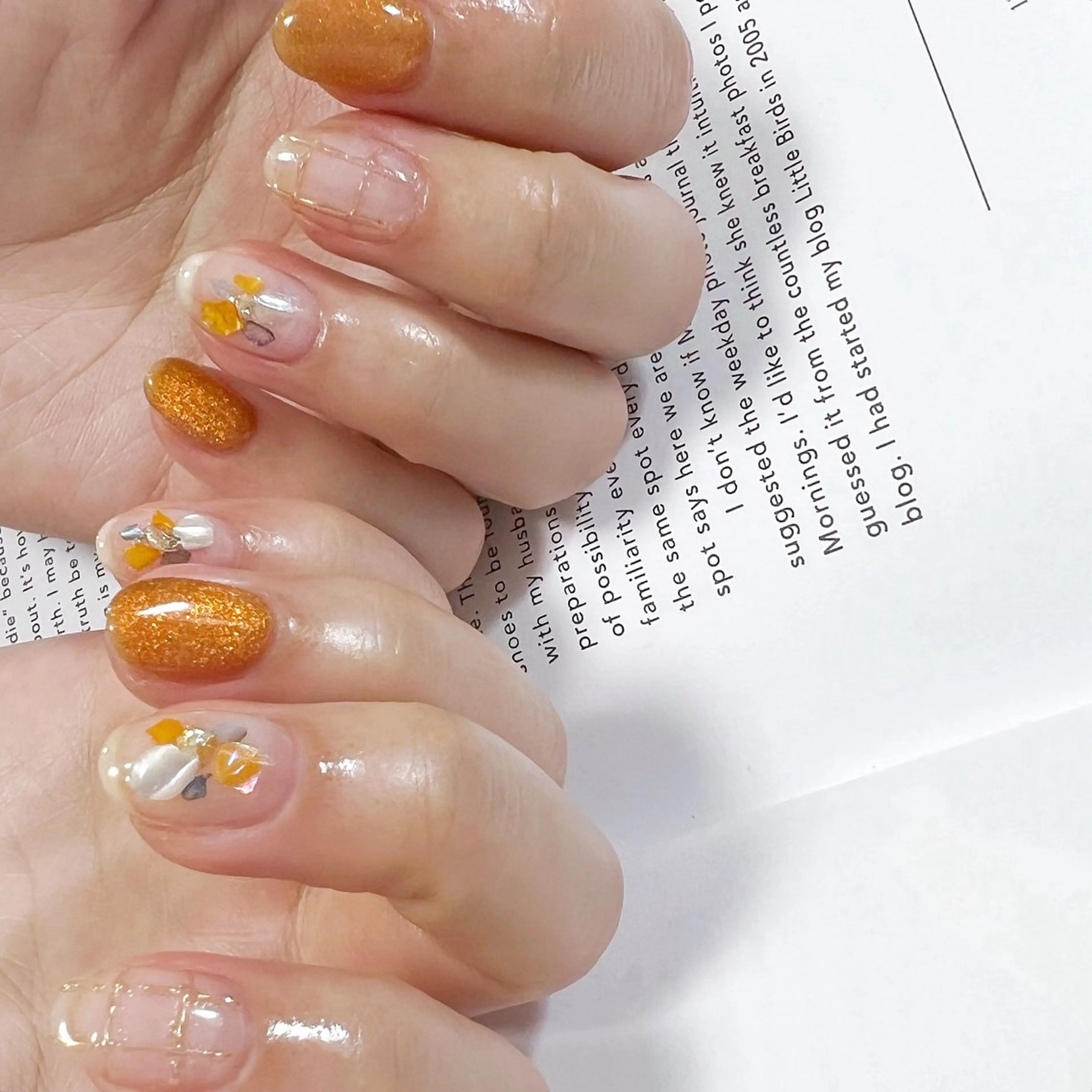 ネイル ブラウン クリアネイル フラワーネイル ゴールド マグネットネイル ハンドネイル pointillé .ayaのネイルデザイン