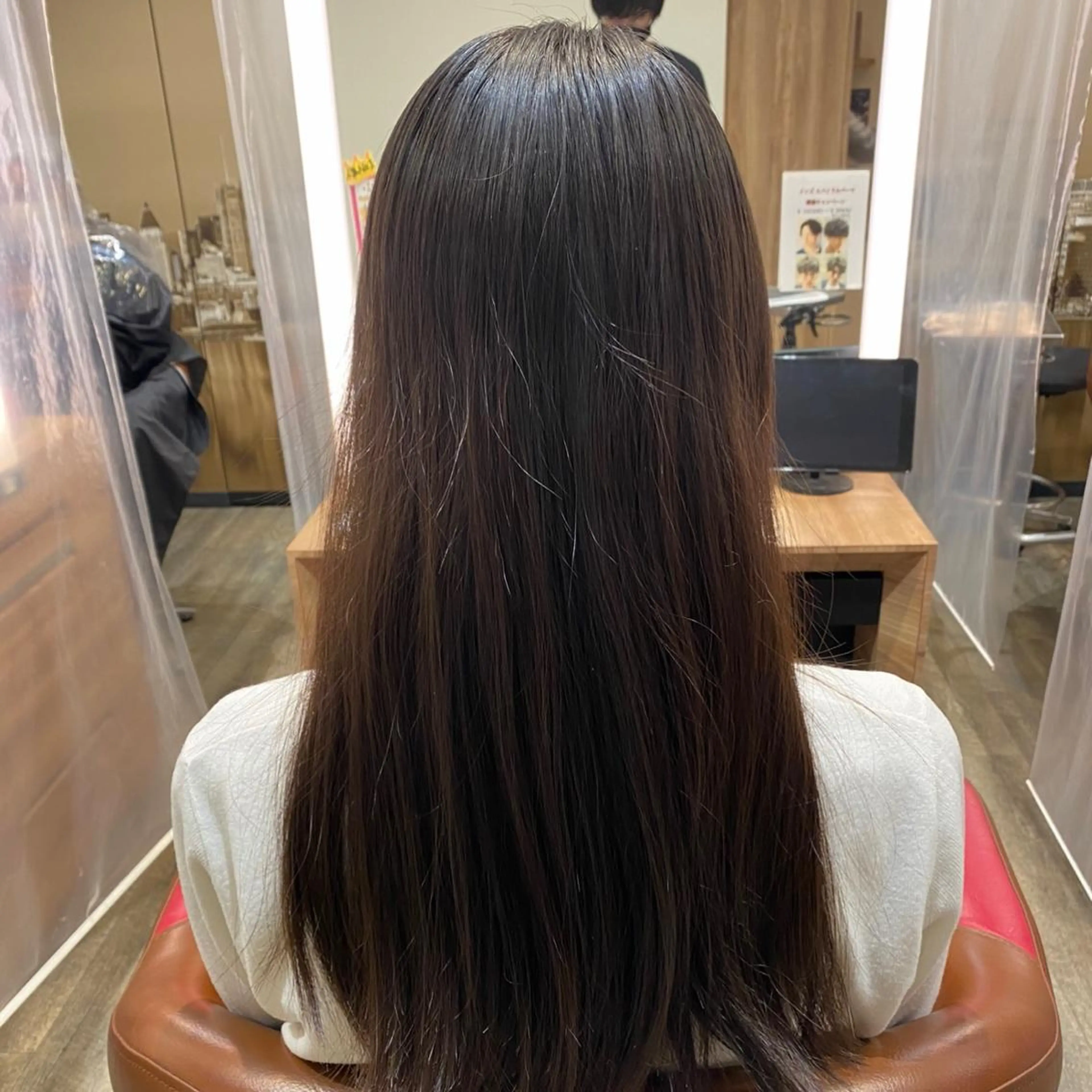 ショート アッシュ ボブ 髪質改善 レイヤーカット ショートヘア カット ショート〜ミディアム 喜多司のヘアスタイル