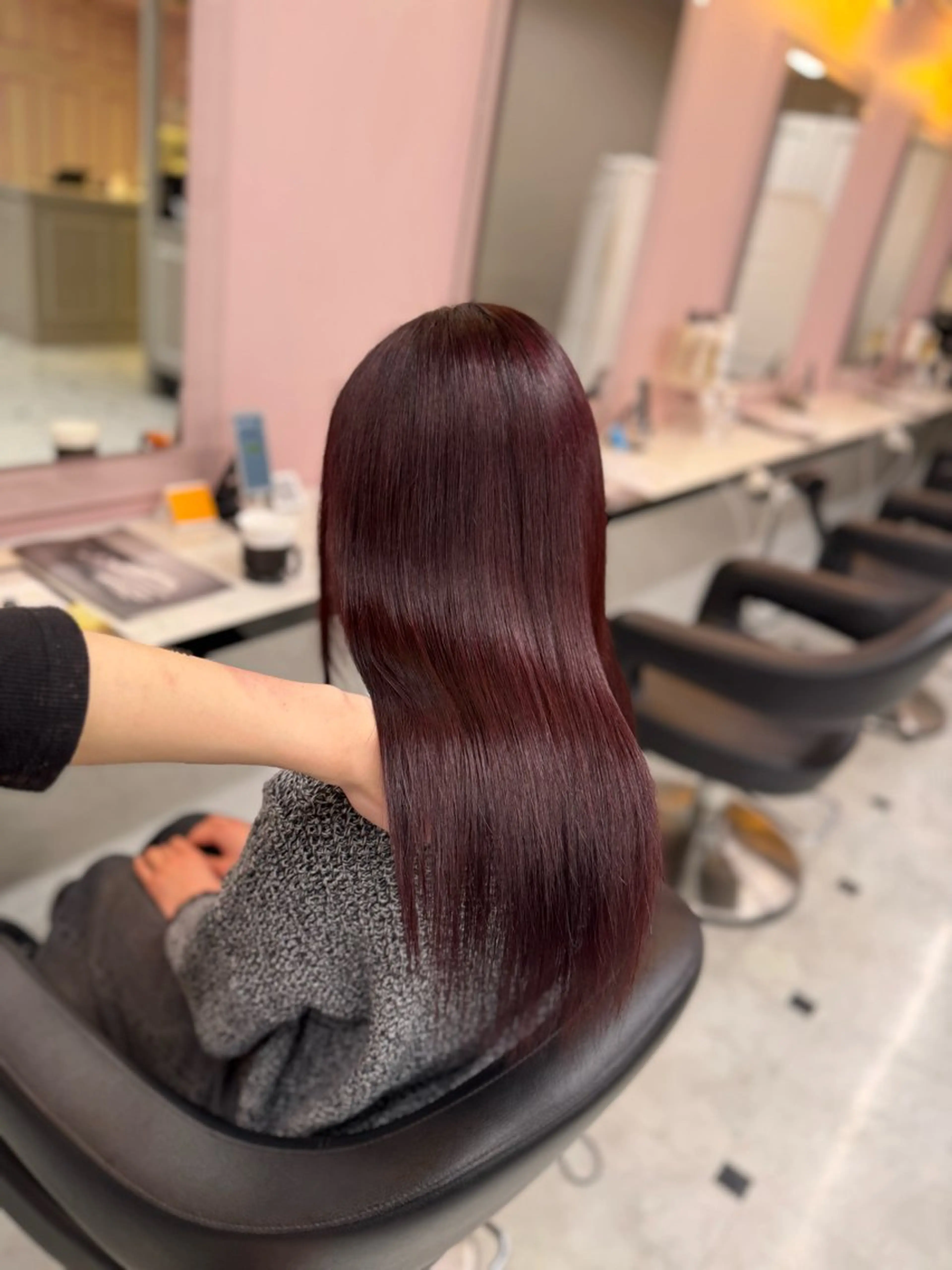 セミロング ヘアカラー トリートメント ヘッドスパ ヘアセット ♥️韓国/ガーリー 暖色misa♥️のヘアスタイル