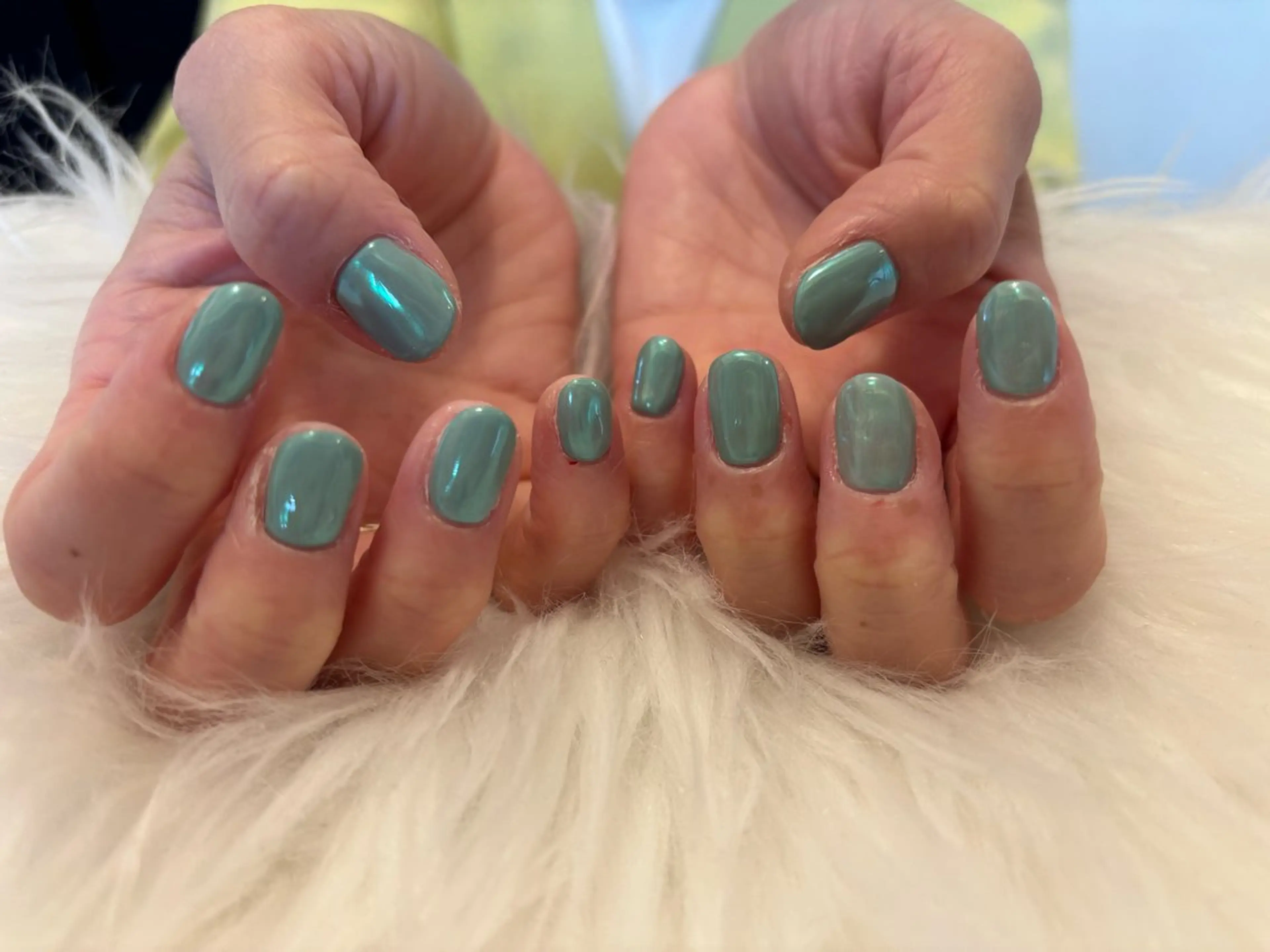 ネイル ミラーネイル komohana salon🌺のネイルデザイン