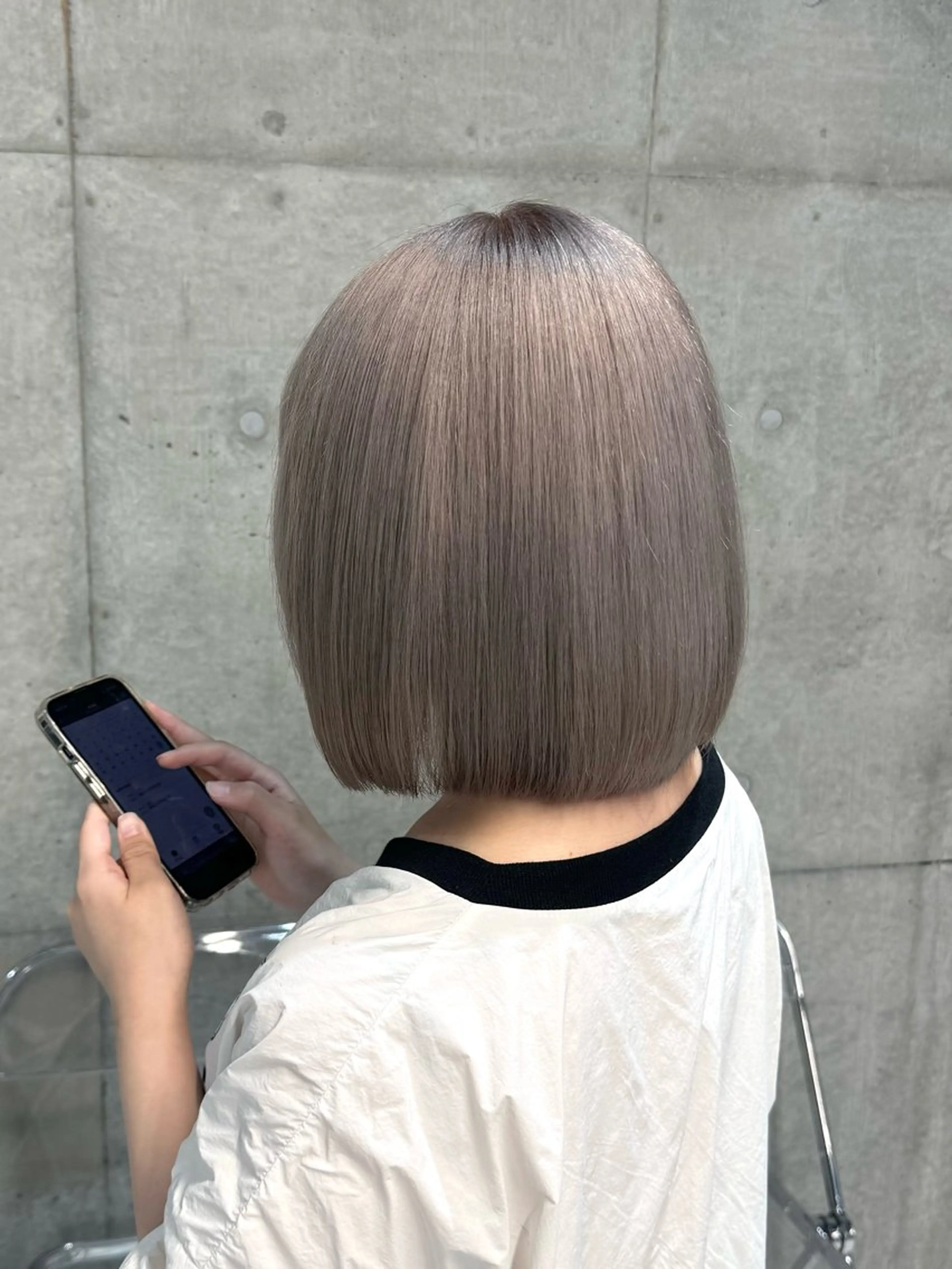 ミディアム カラー カット 透明感/ 艶ハイトーン/梨桜のヘアスタイル