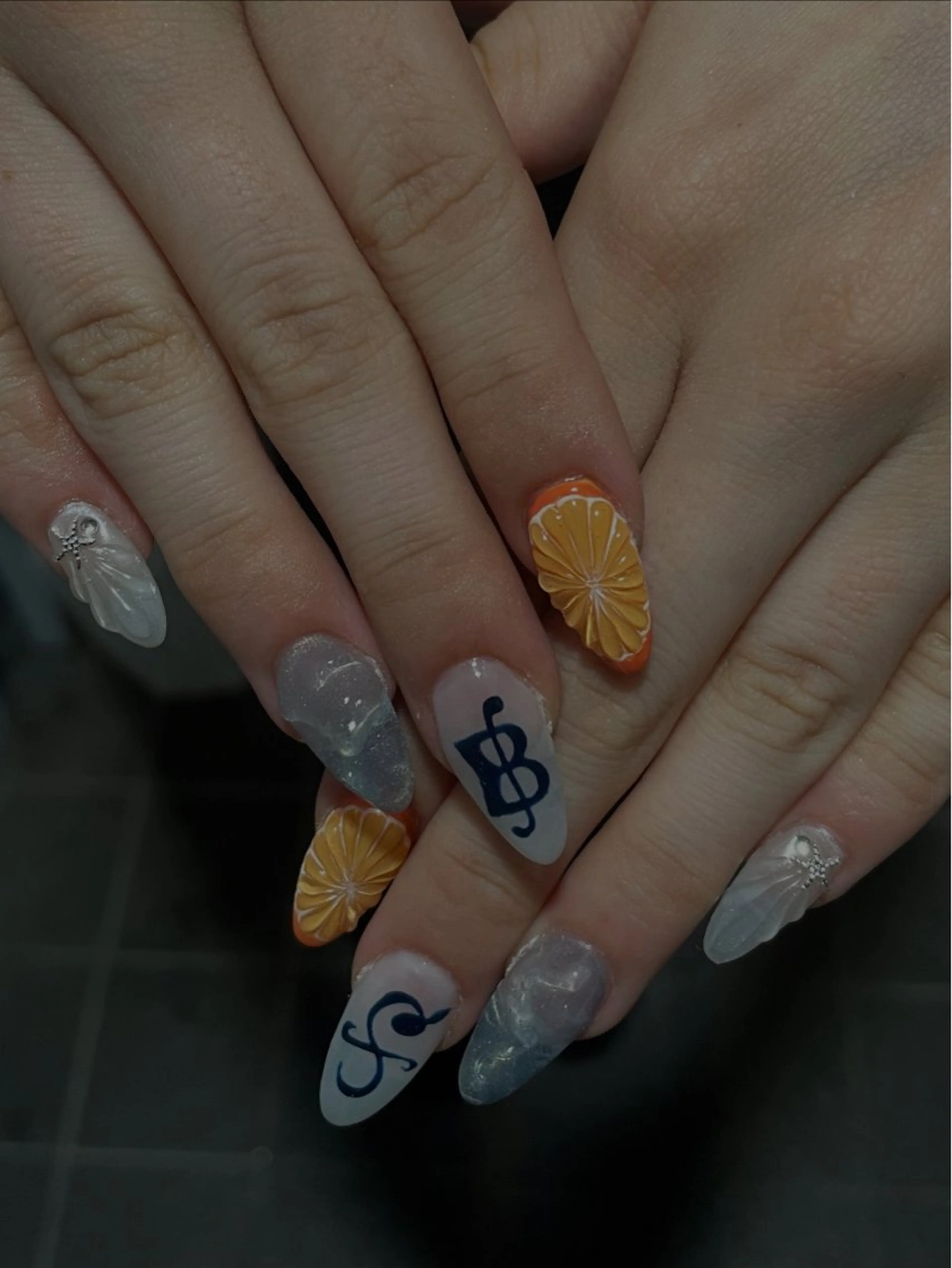 ネイル ハンドネイル One HARUNAのネイルデザイン