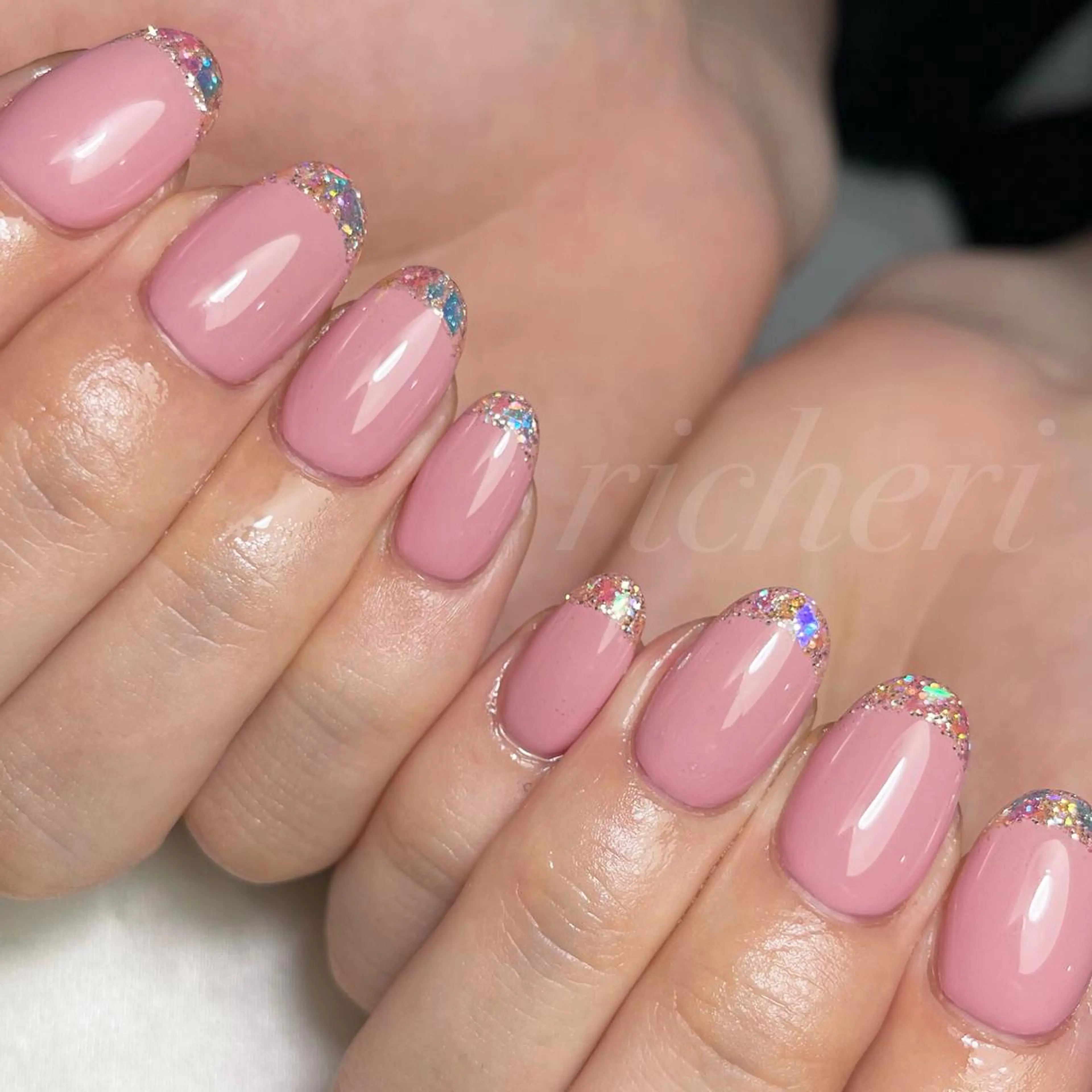 ミディアム ネイル ハンドネイル richeri beautyのエステ・リラクイメージ