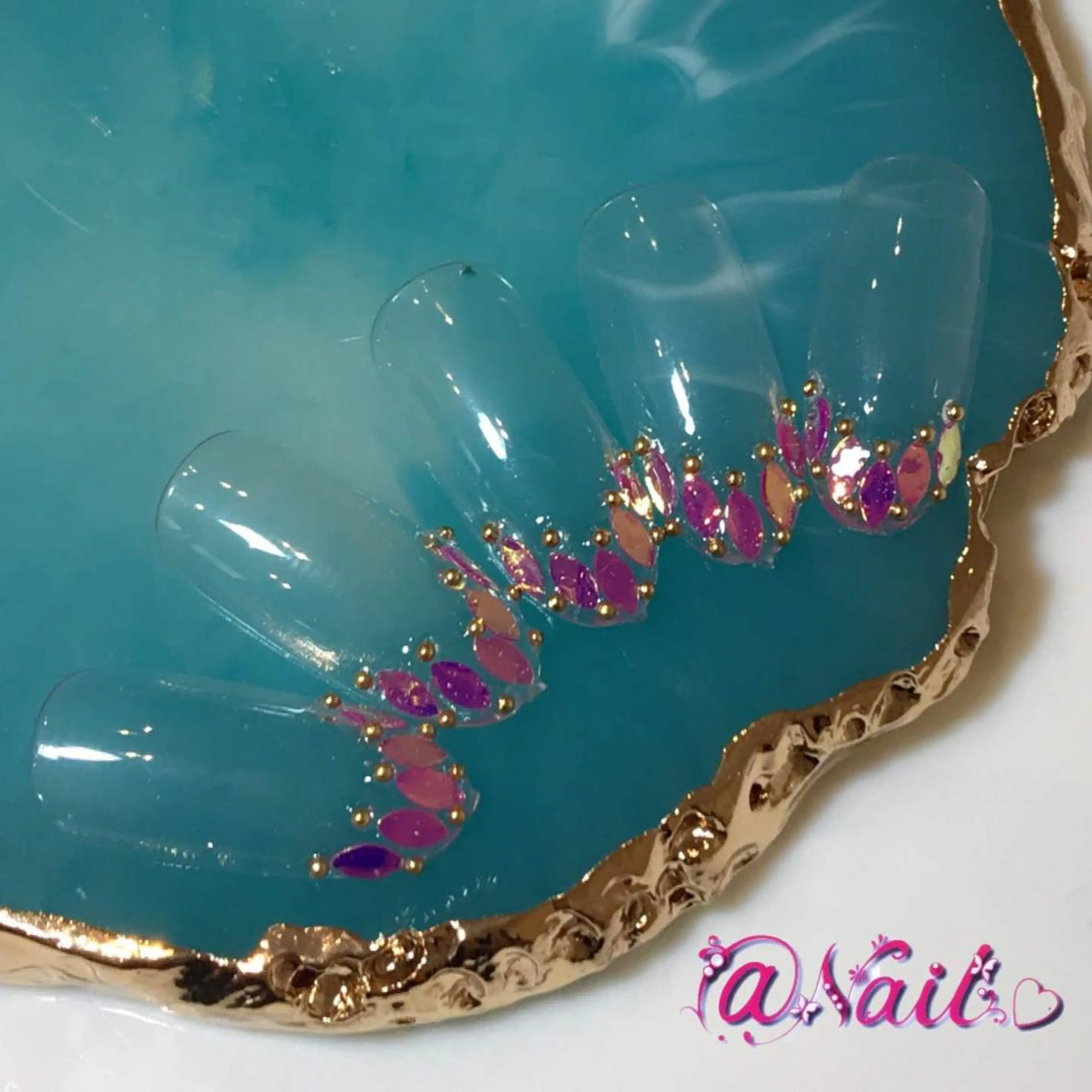 ネイル ネイルチップ 小尾 栞のネイルデザイン