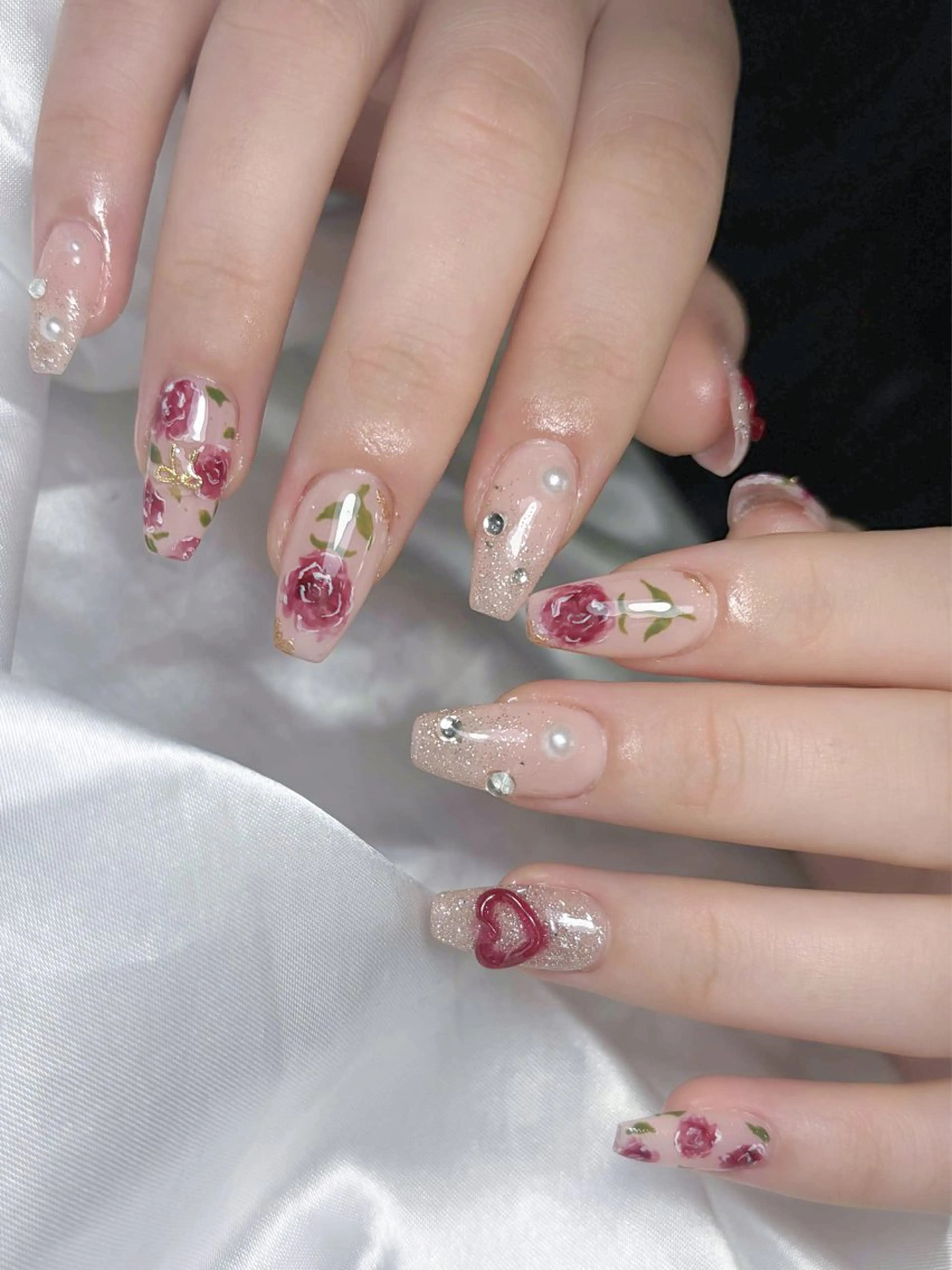 ネイル ハンドネイル LEELA NAIL STUDIO所属・LEELA NAIL STUDIOのネイルデザイン