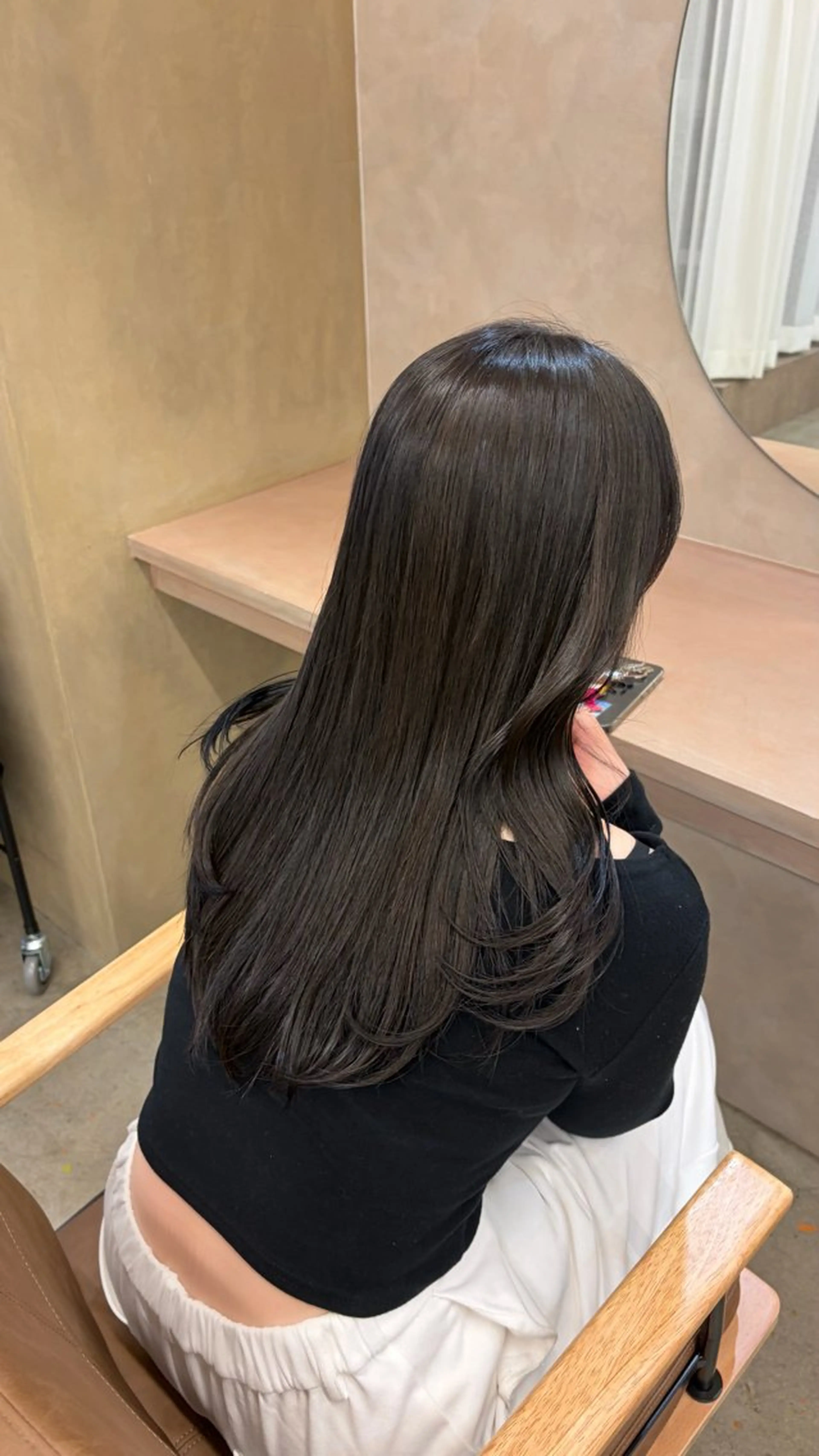 ロング カラー 明賀　瞳 /みょうが　ひとみのヘアスタイル