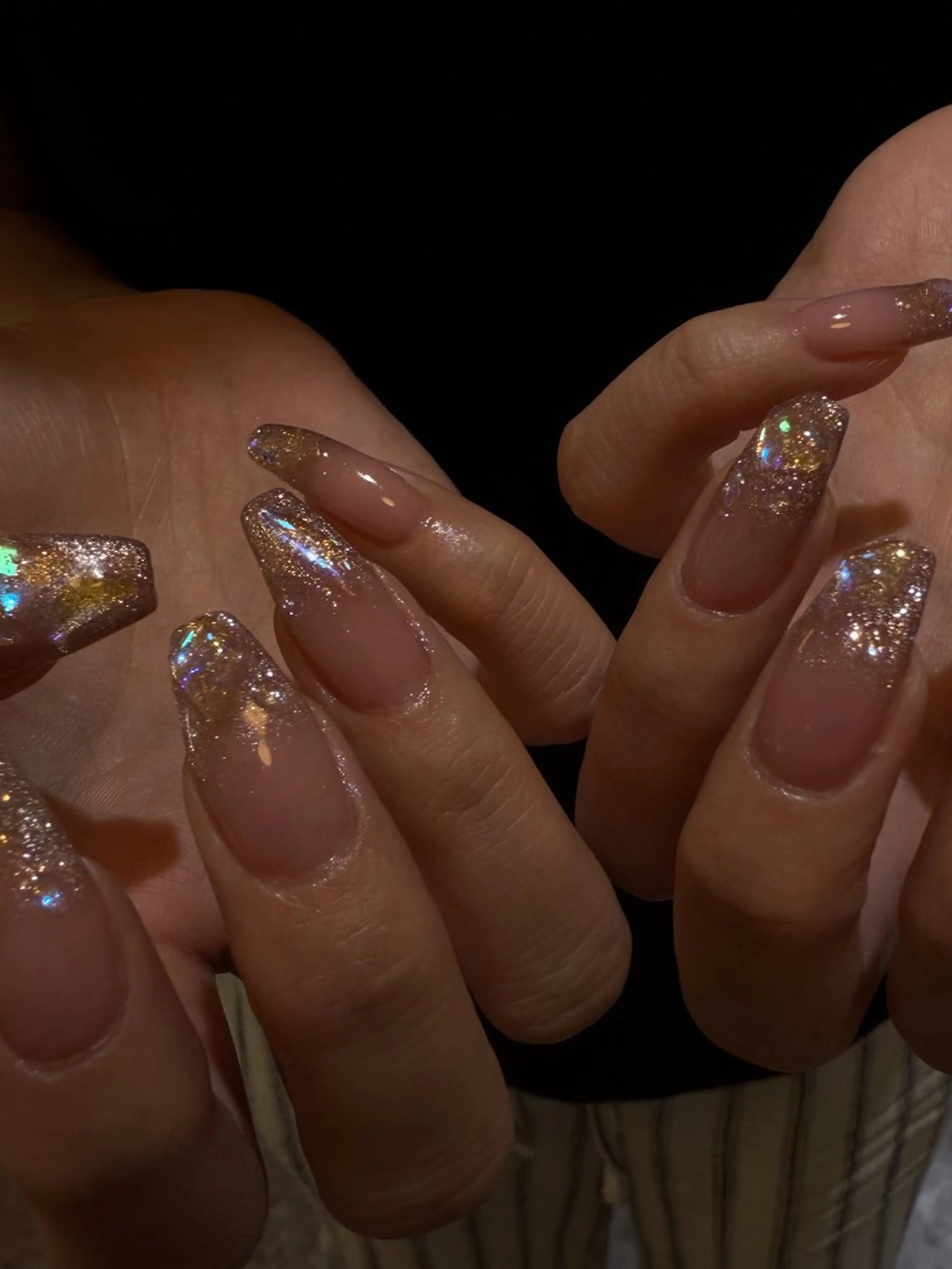 ネイル アートネイル オーロラネイル ハンドネイル 💅🏽 SHIORI🌙のネイルデザイン