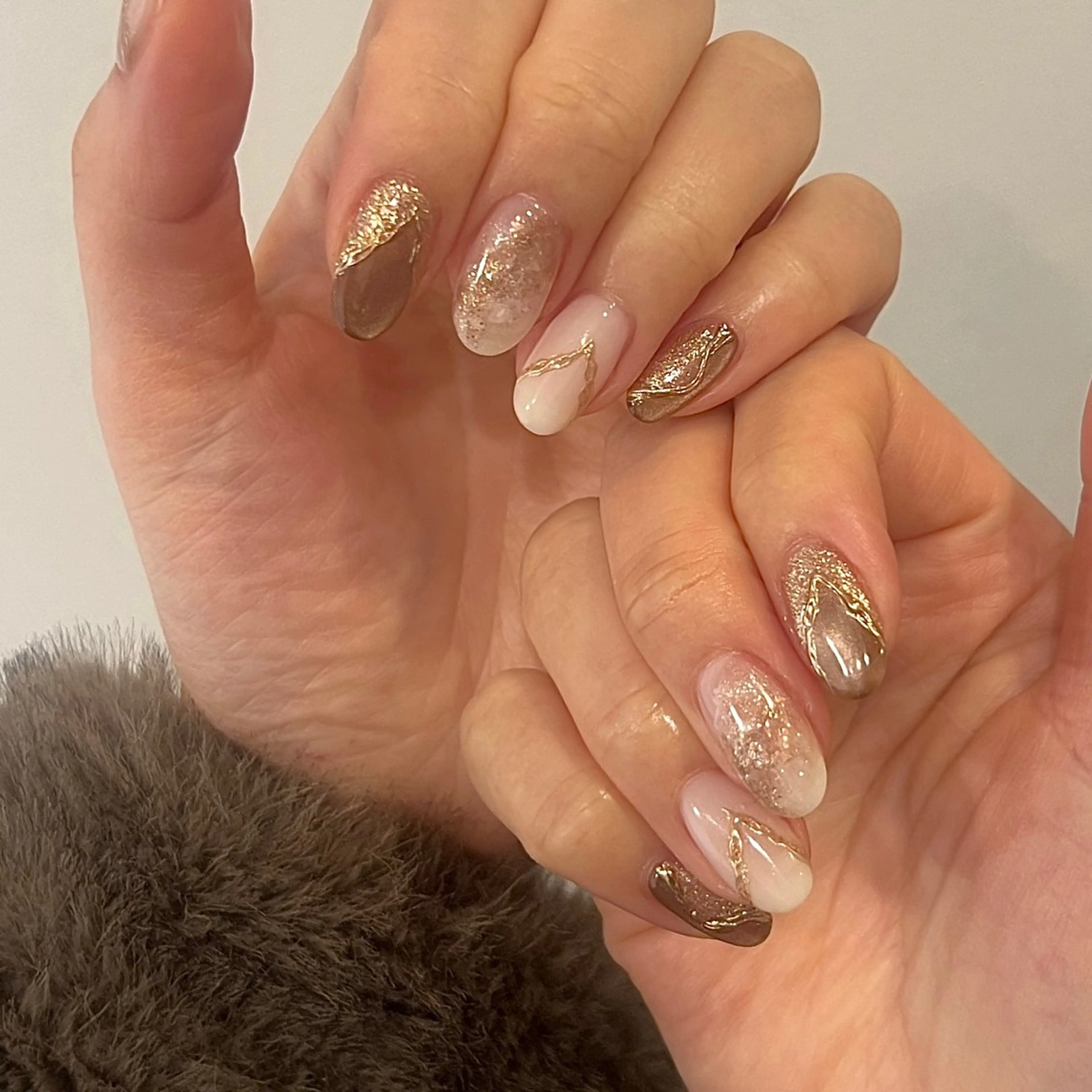 ネイル アートネイル マグネットネイル ミラーネイル 持ち込み ニュアンスネイル ハンドネイル REHTOF ｜朝7時Open☀️のネイルデザイン