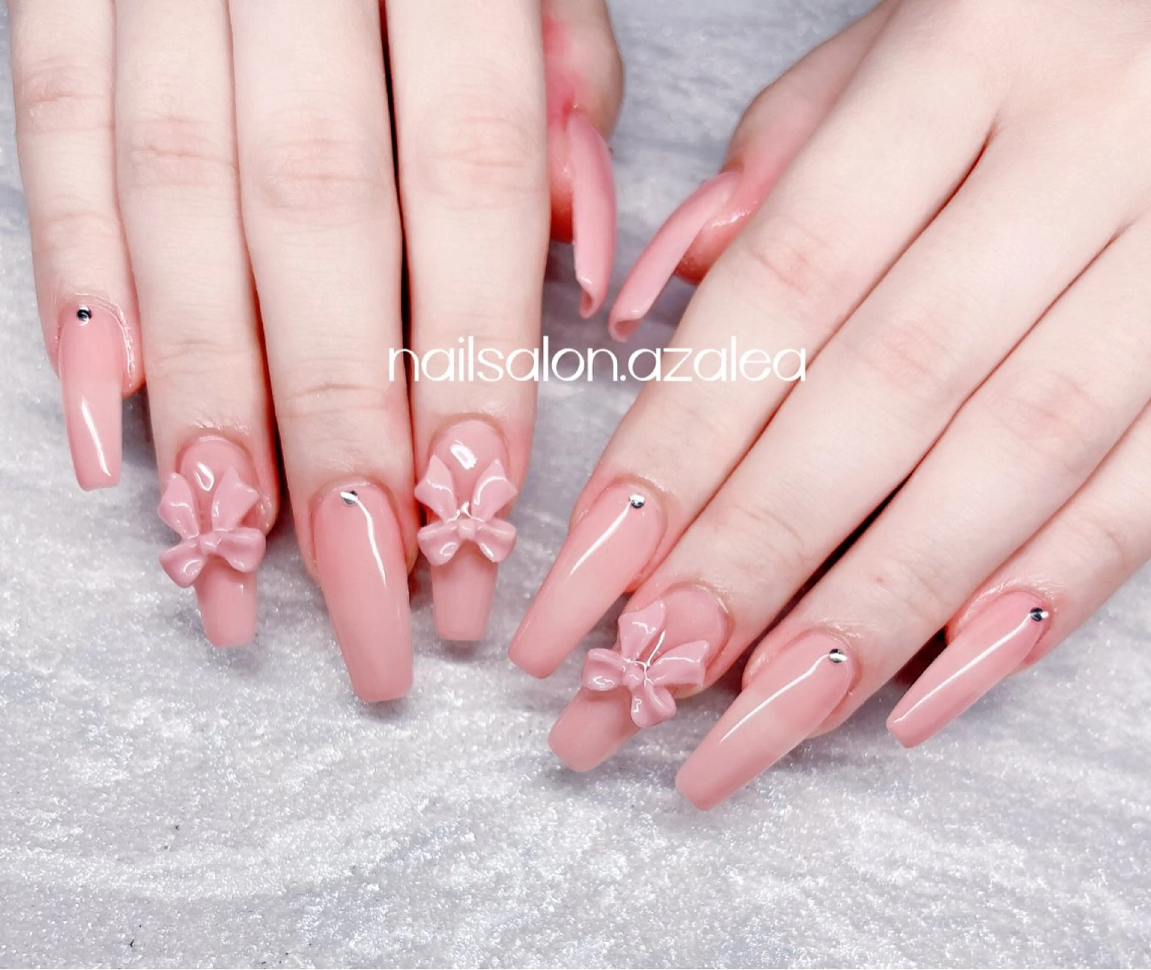 ネイル ハンドネイル R inのネイルデザイン