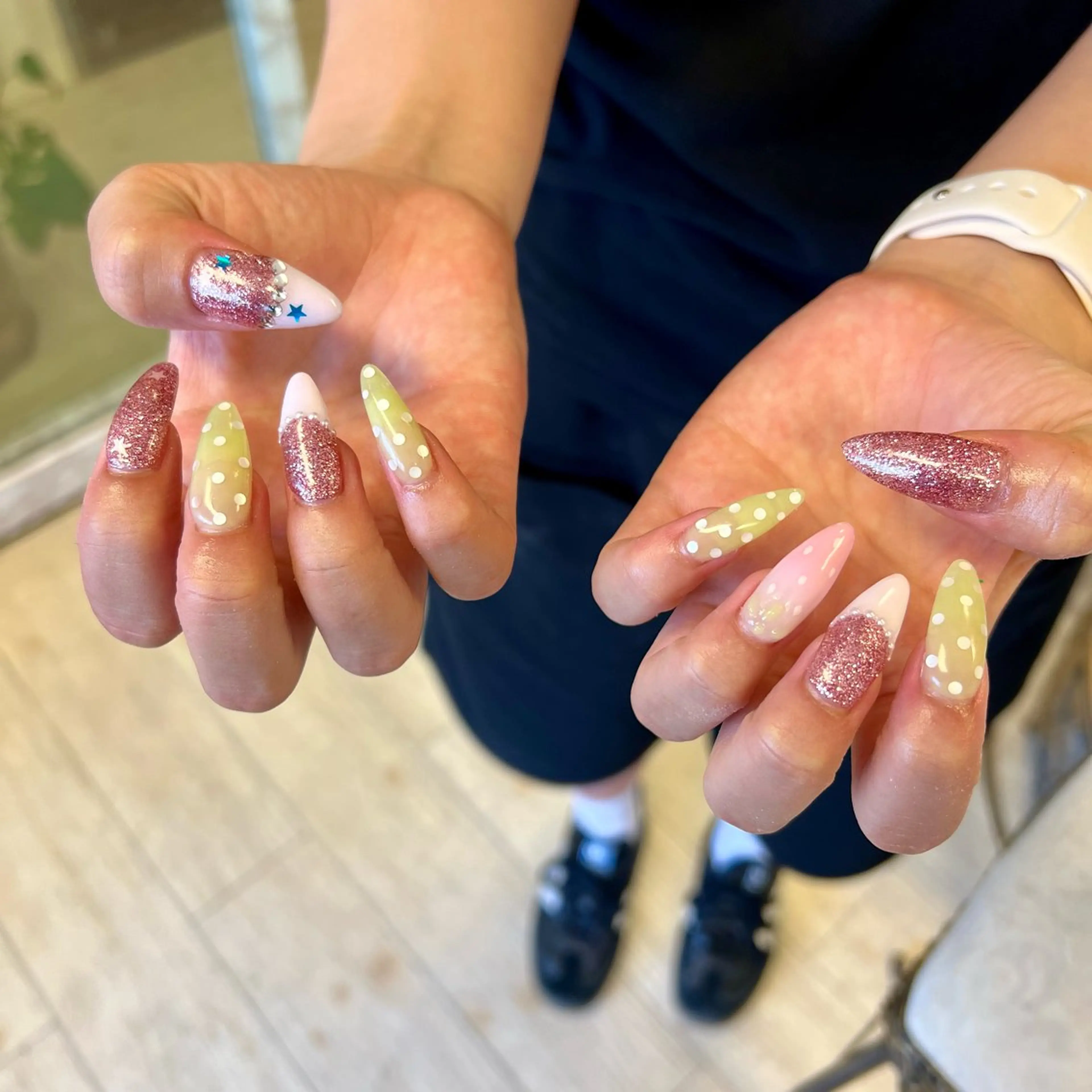 ネイル ハンドネイル SAKURA 中島のネイルデザイン