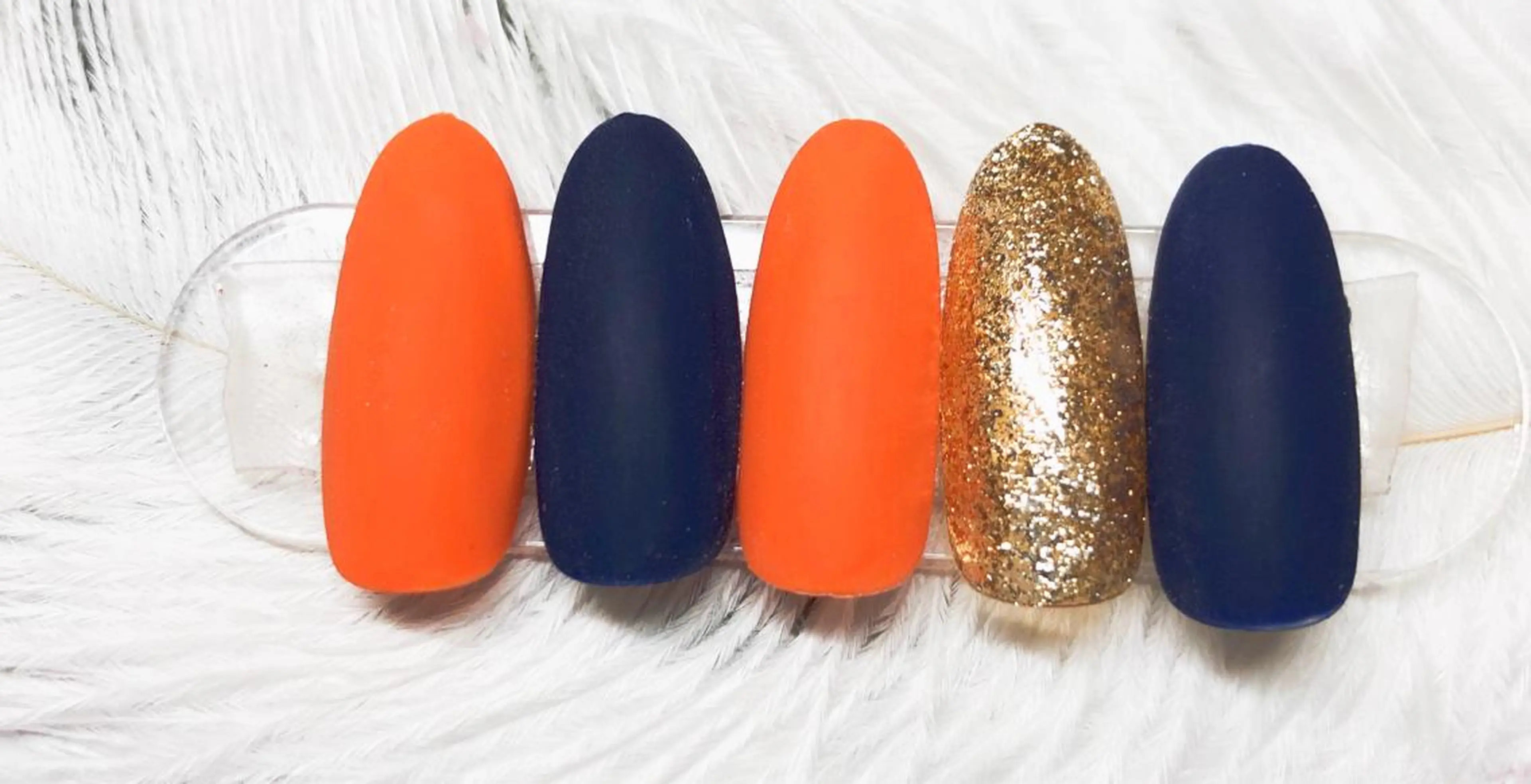 ネイル ハンドネイル マジック ミラーのネイルデザイン