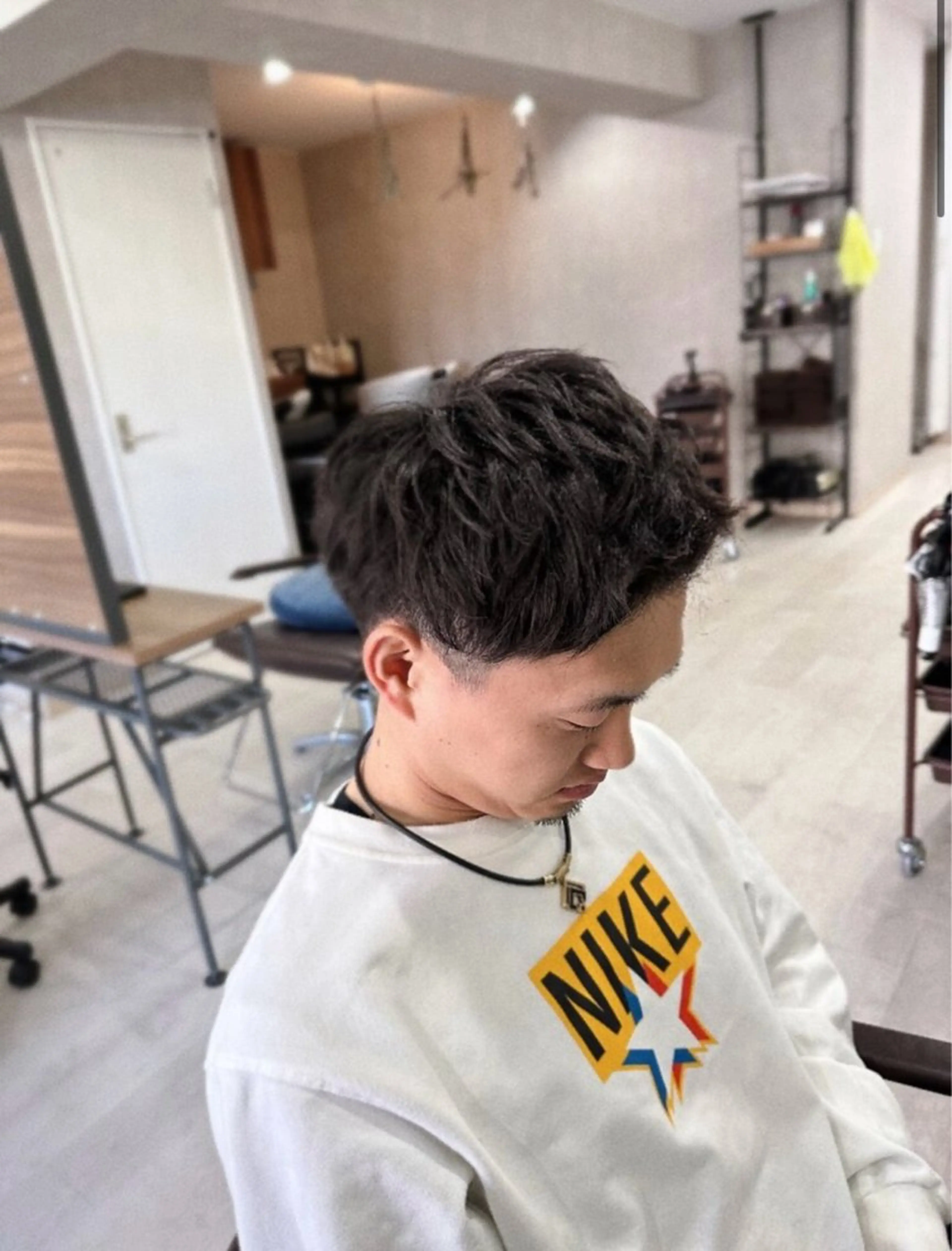 カラー 山田 誠也のヘアスタイル