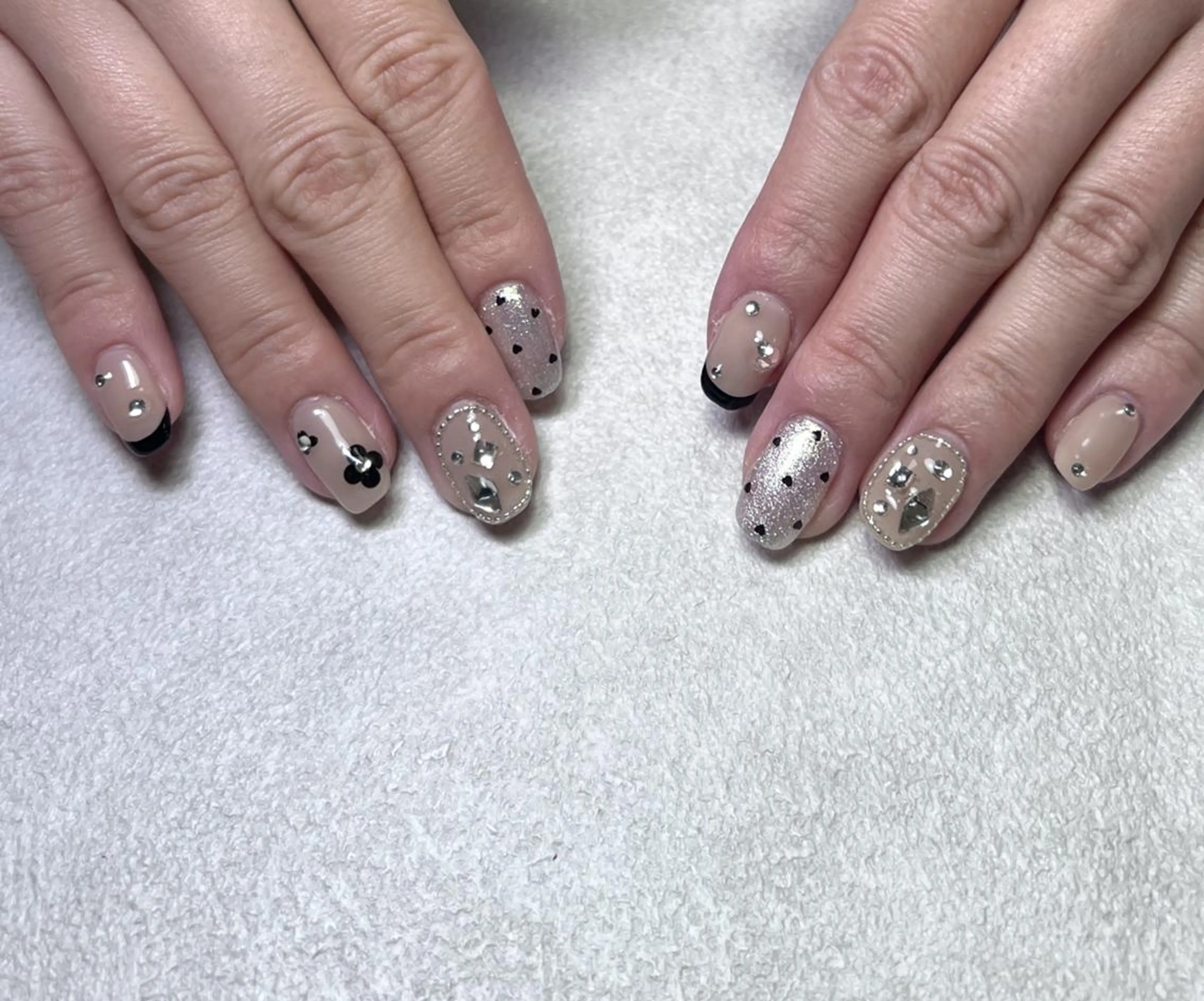 ネイル ネイリスト ハンのネイルデザイン