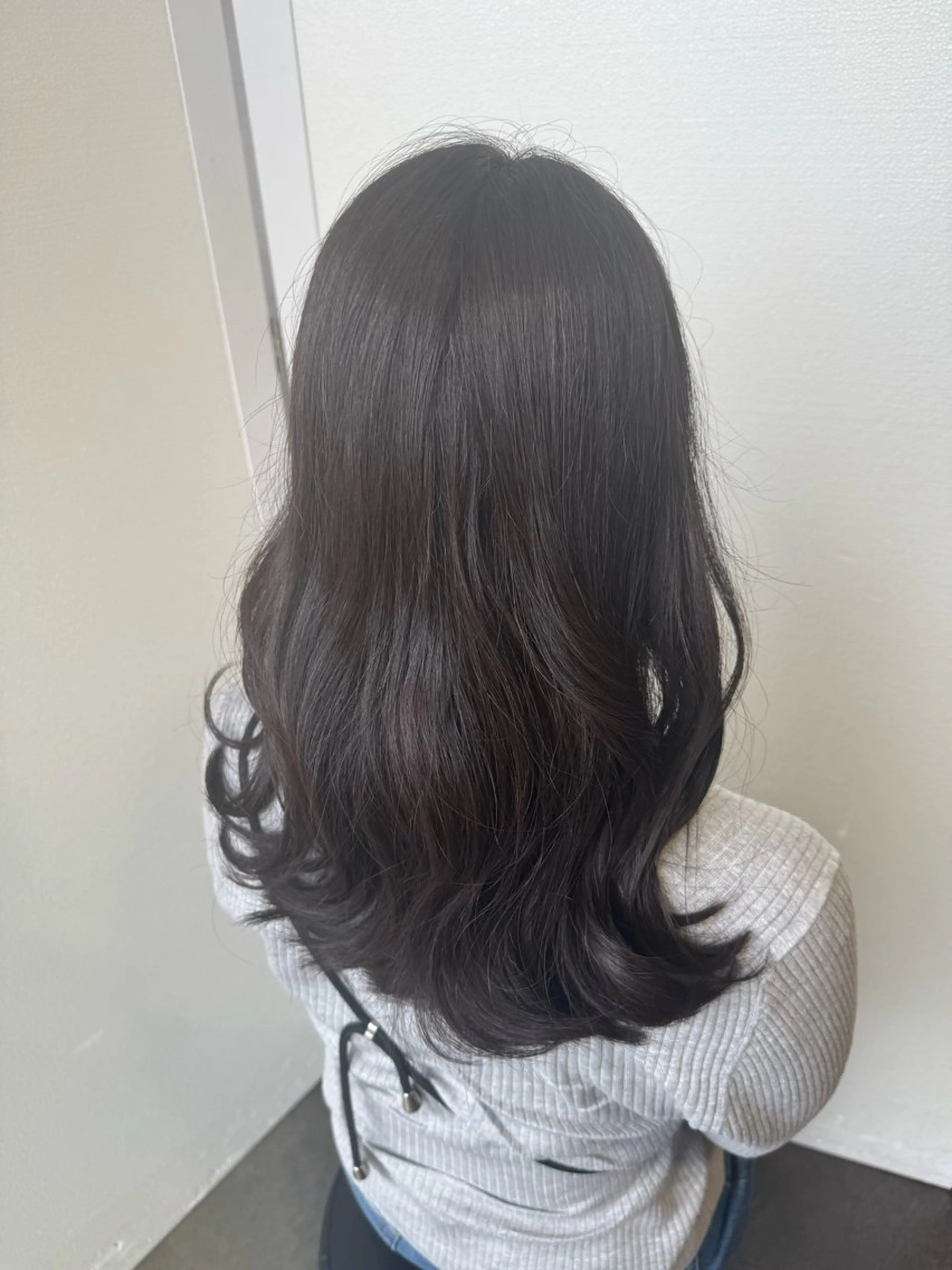 セミロング 透明感color ハイトーン✨みくりのヘアスタイル