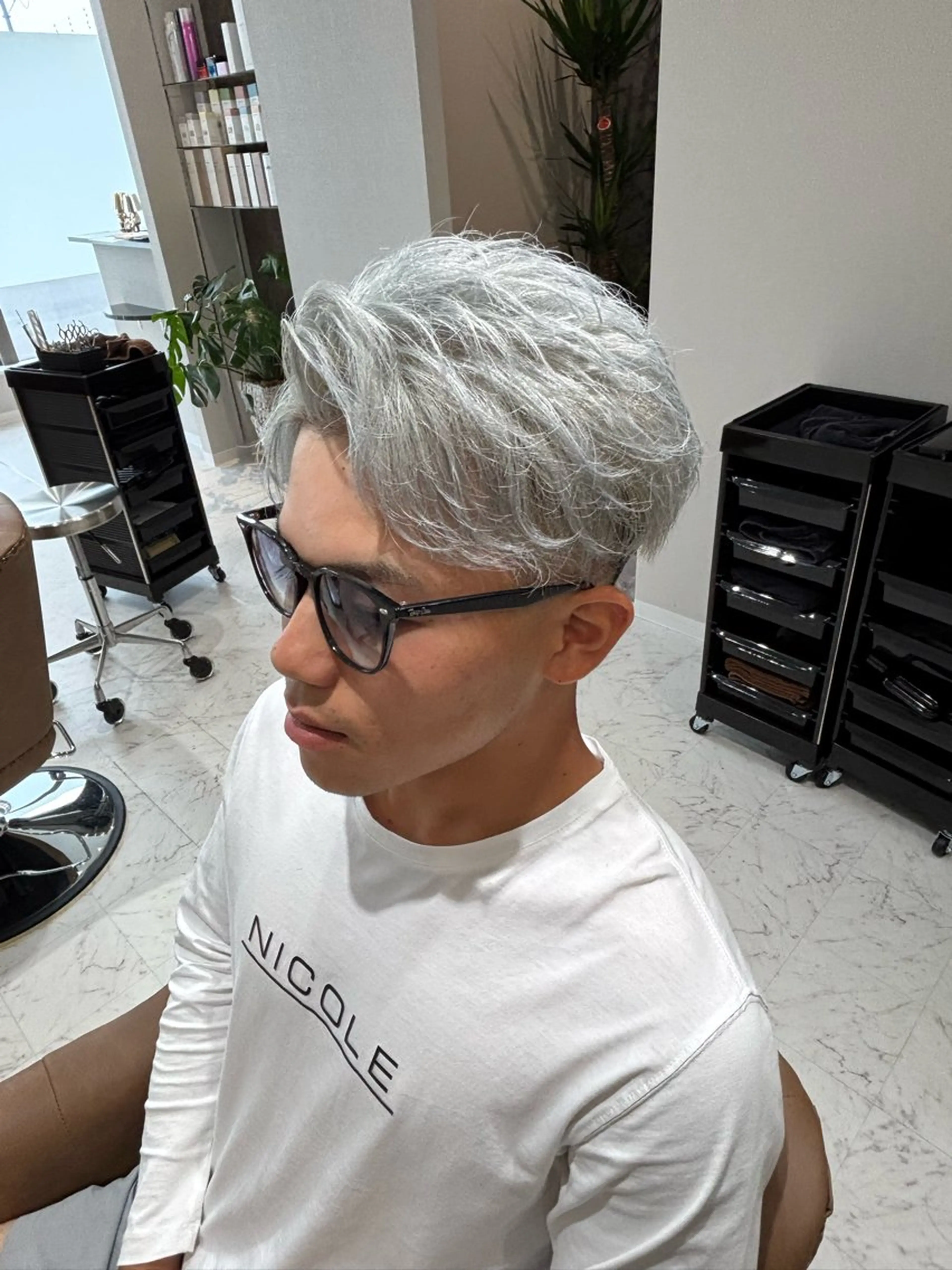 【メンズ限定】カット＋ダブルカラー＋補修トリートメント　15000円​〜​（※ホワイト系＋4000円​〜​）の写真