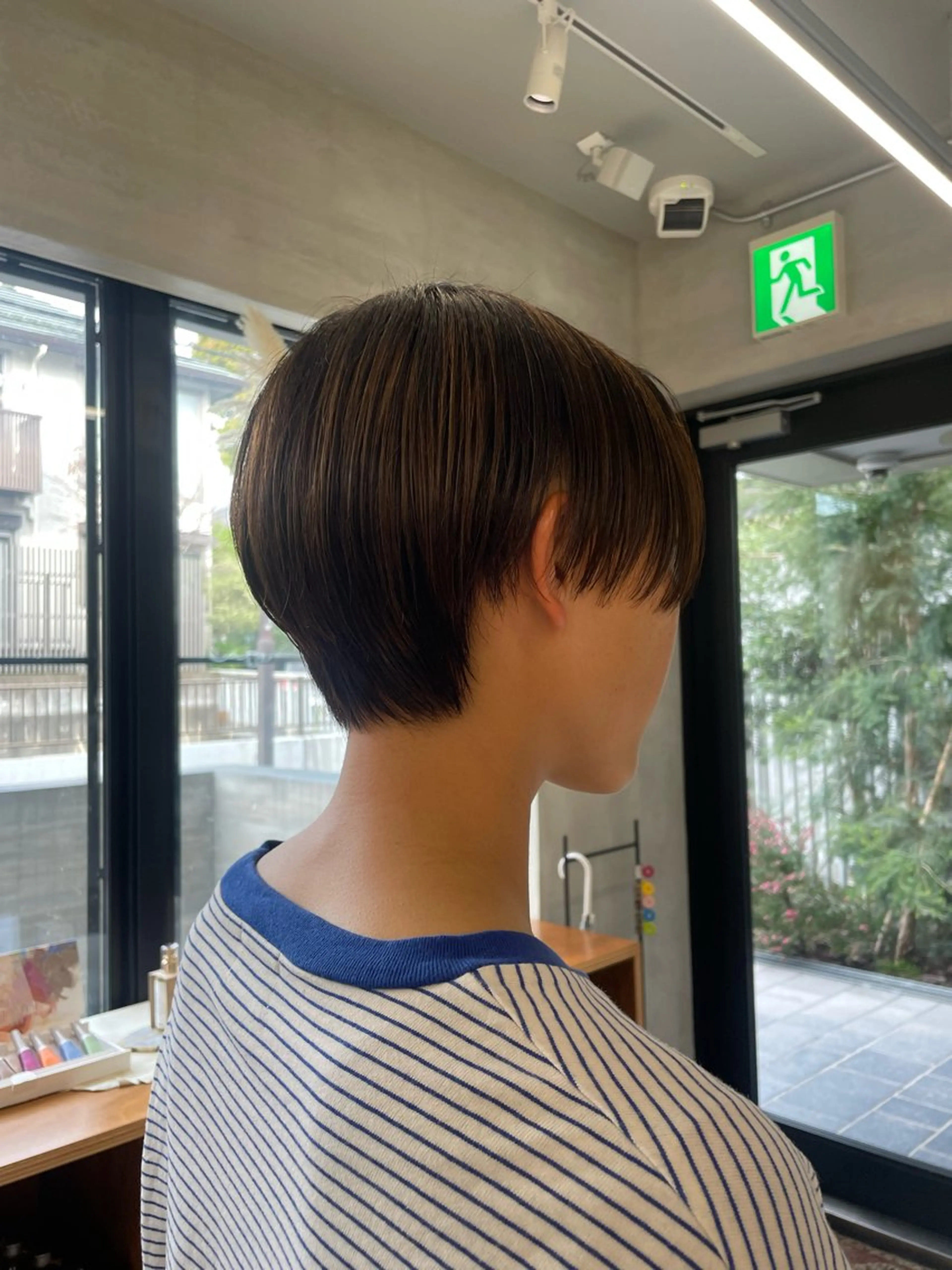 ショート カット 鶴井 美空のヘアスタイル