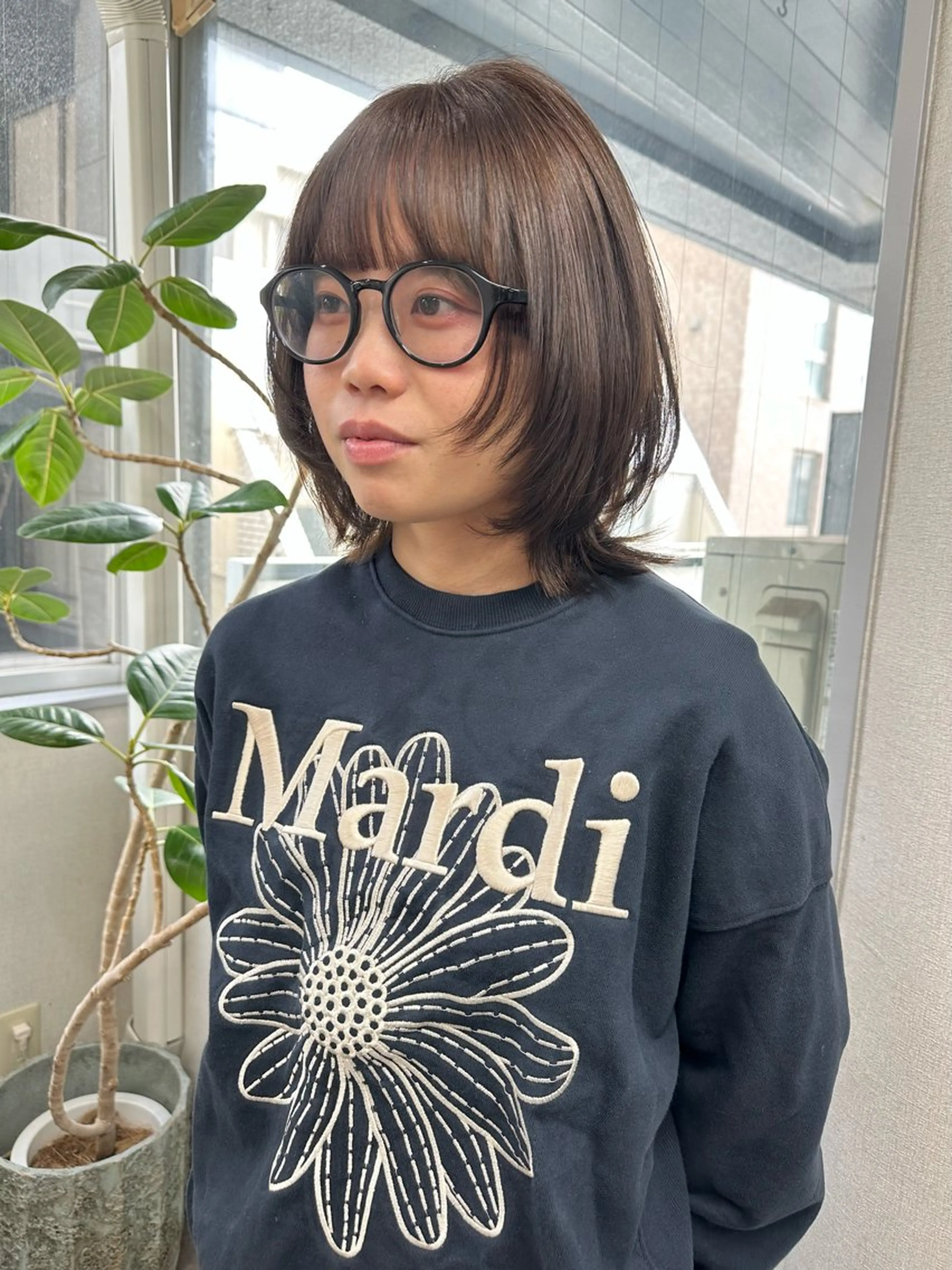 ミディアム カラー ブラウンカラー オリーブブラウン レイヤーカット ウルフカット ウルフレイヤー カット ヘアカラー トリートメント レイヤーカット🪄 耳ツボ🎀Ayumiのヘアスタイル