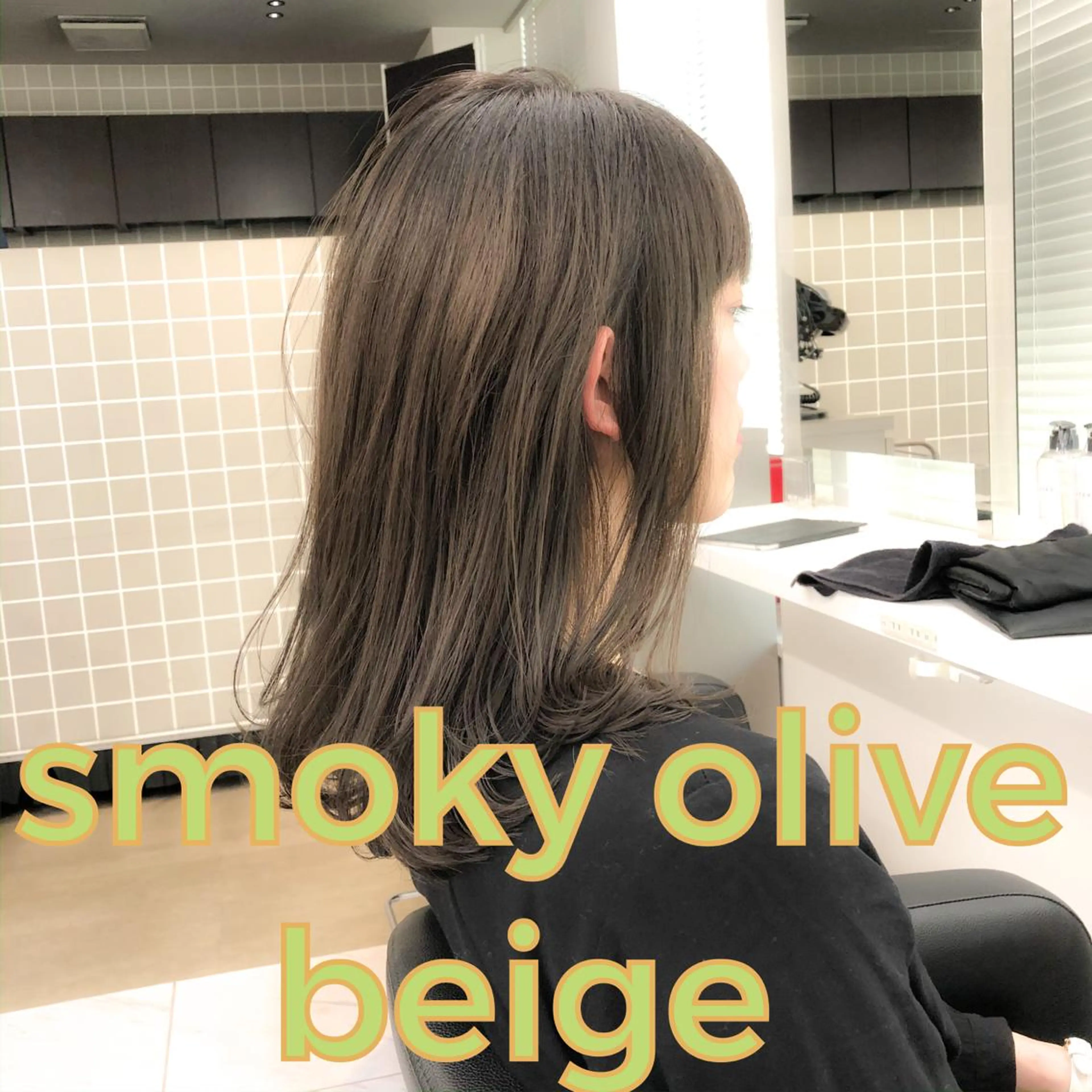 セミロング ハイトーン×レイヤー カットTAKUMIのヘアスタイル