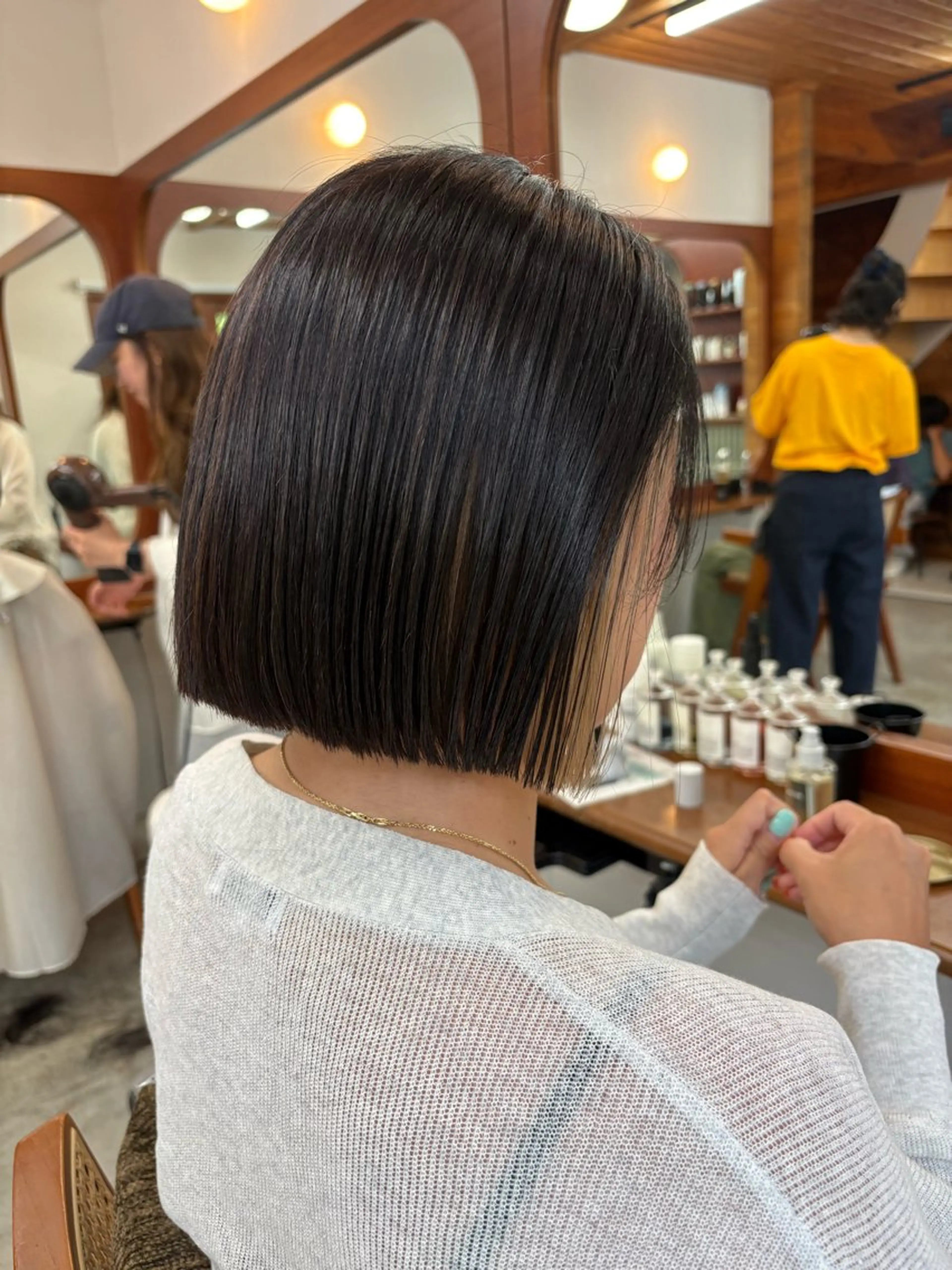 ショート カラー ベージュカラー インナーカラー ボブ カット ヘアカラー 五十嵐 雄毅のヘアスタイル