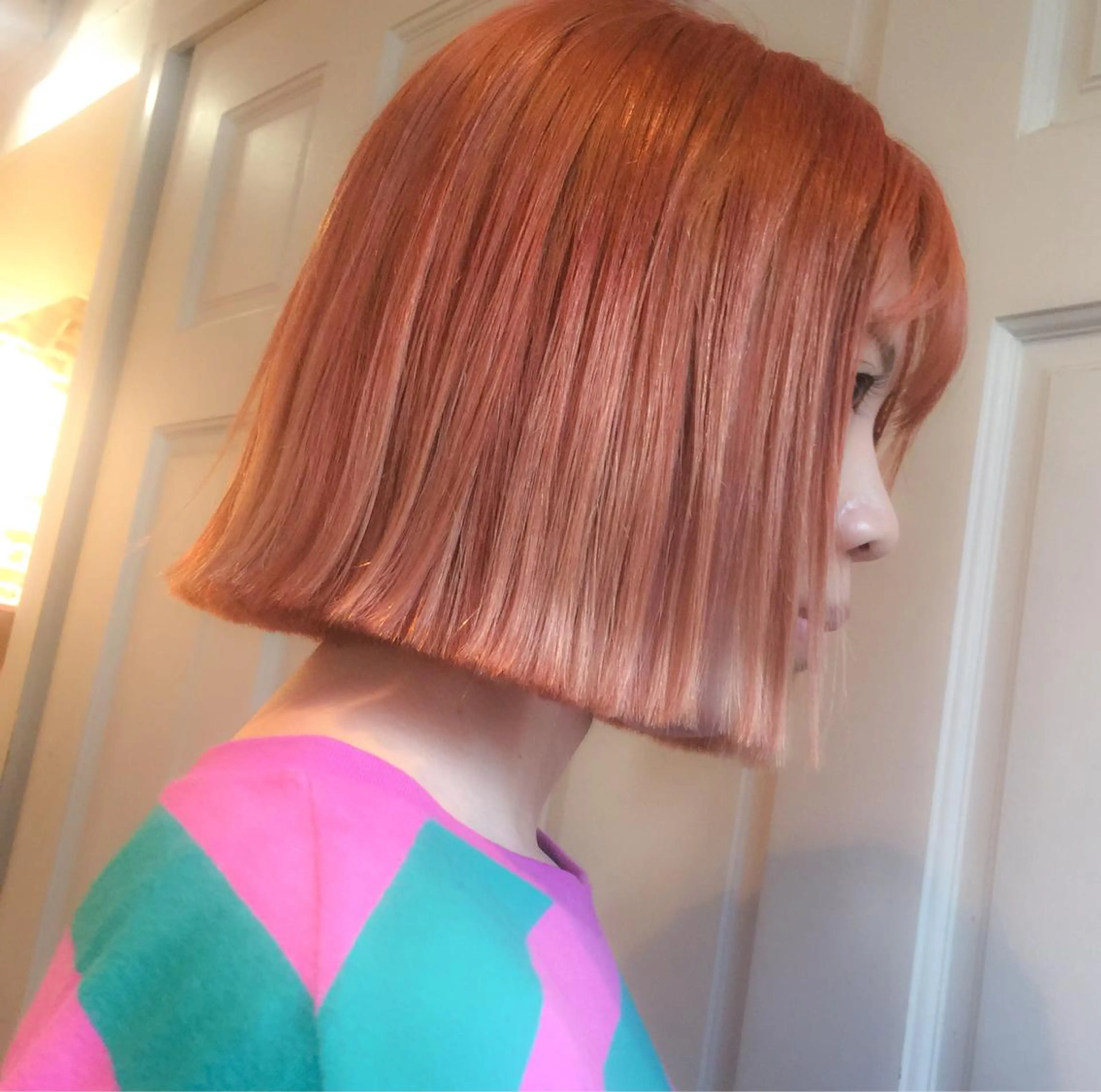 ショート カラー ブリーチ オレンジ ホワイト&レイヤーカ ットエクステ長畠俊輔のヘアスタイル