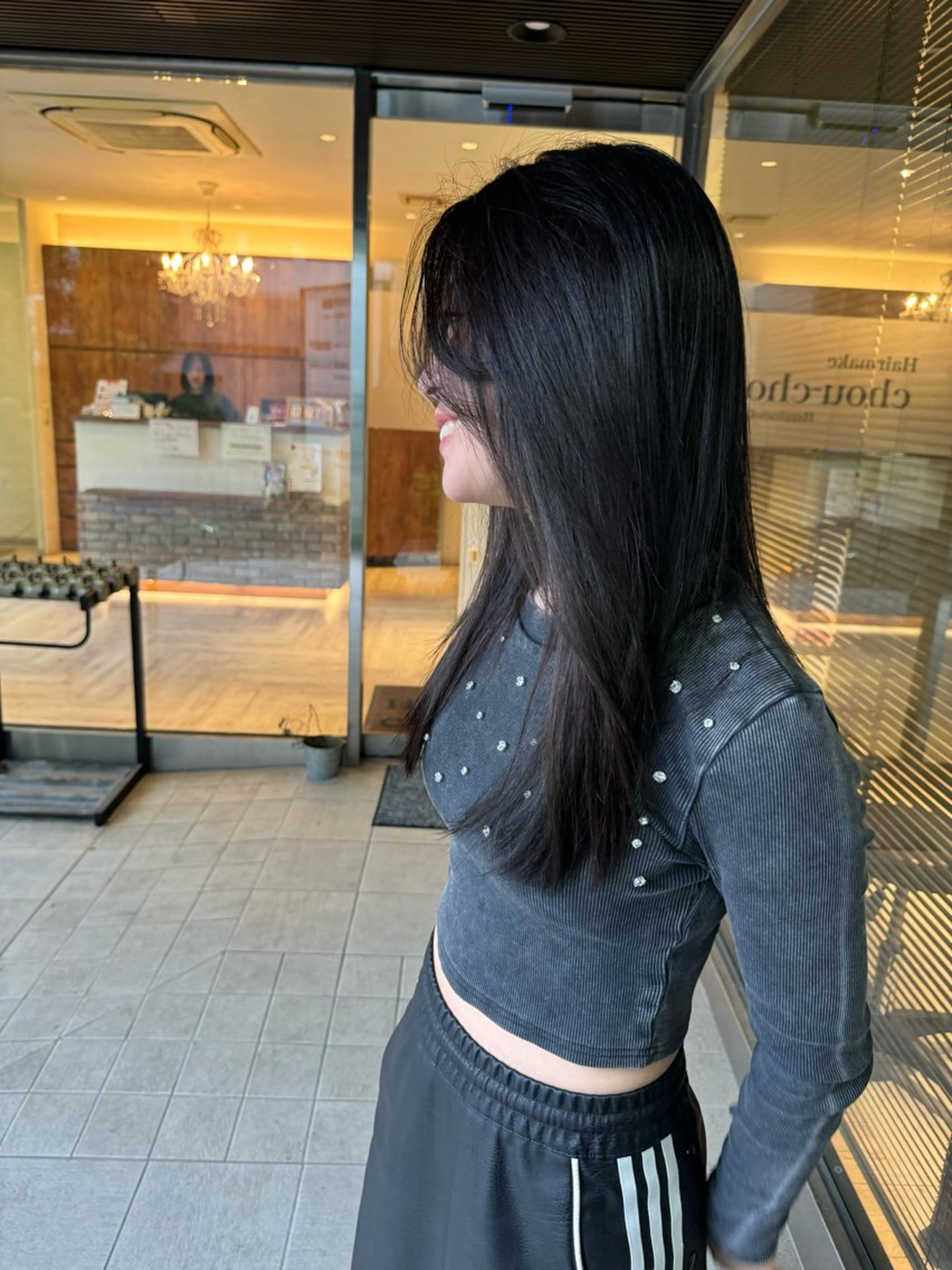 ロング カット ヘアカラー 西山 瑞希のヘアスタイル