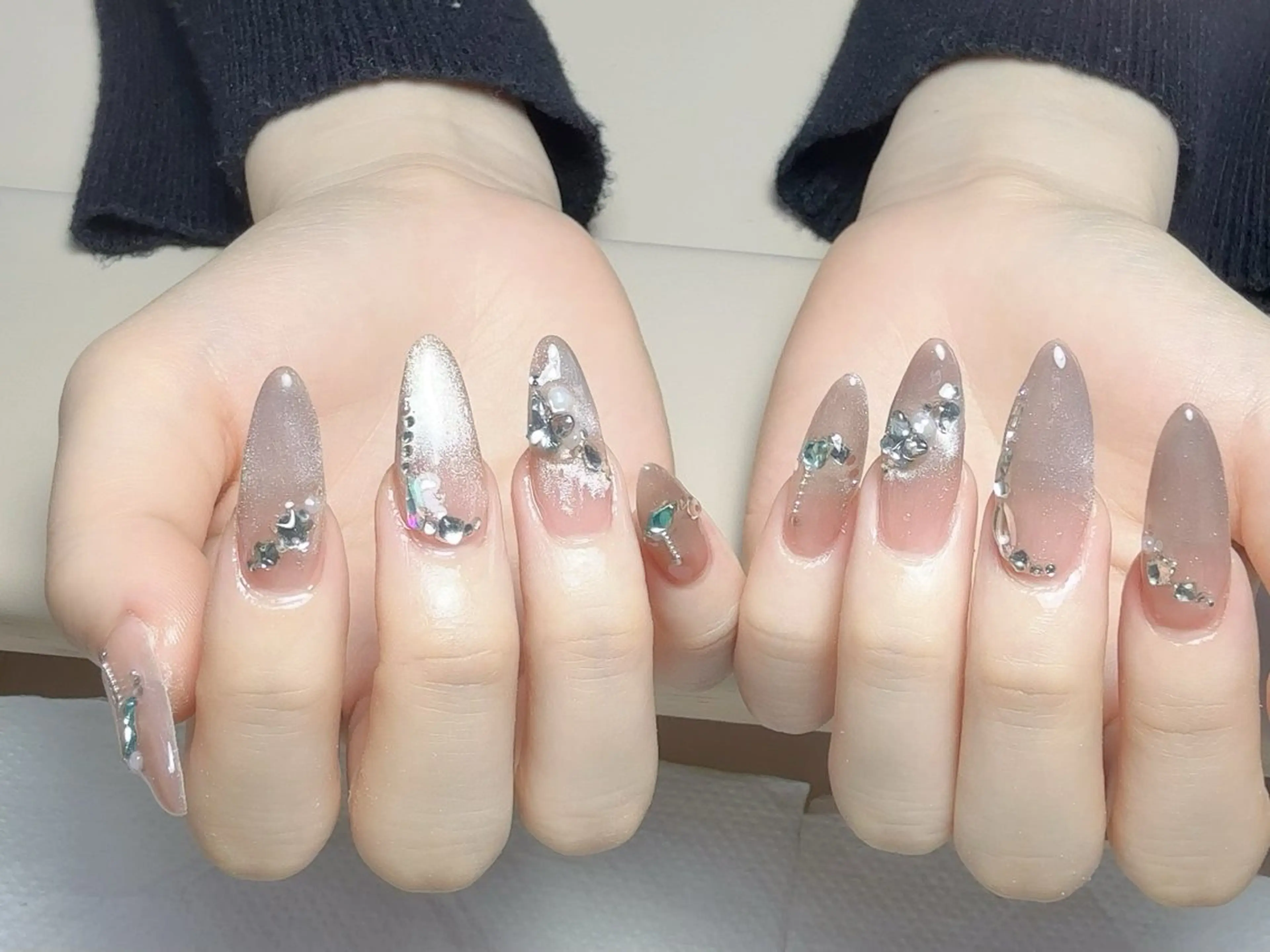 ネイル チークネイル 長さ出し フットネイル フレンチネイル ジェルネイル Han Evelynのネイルデザイン