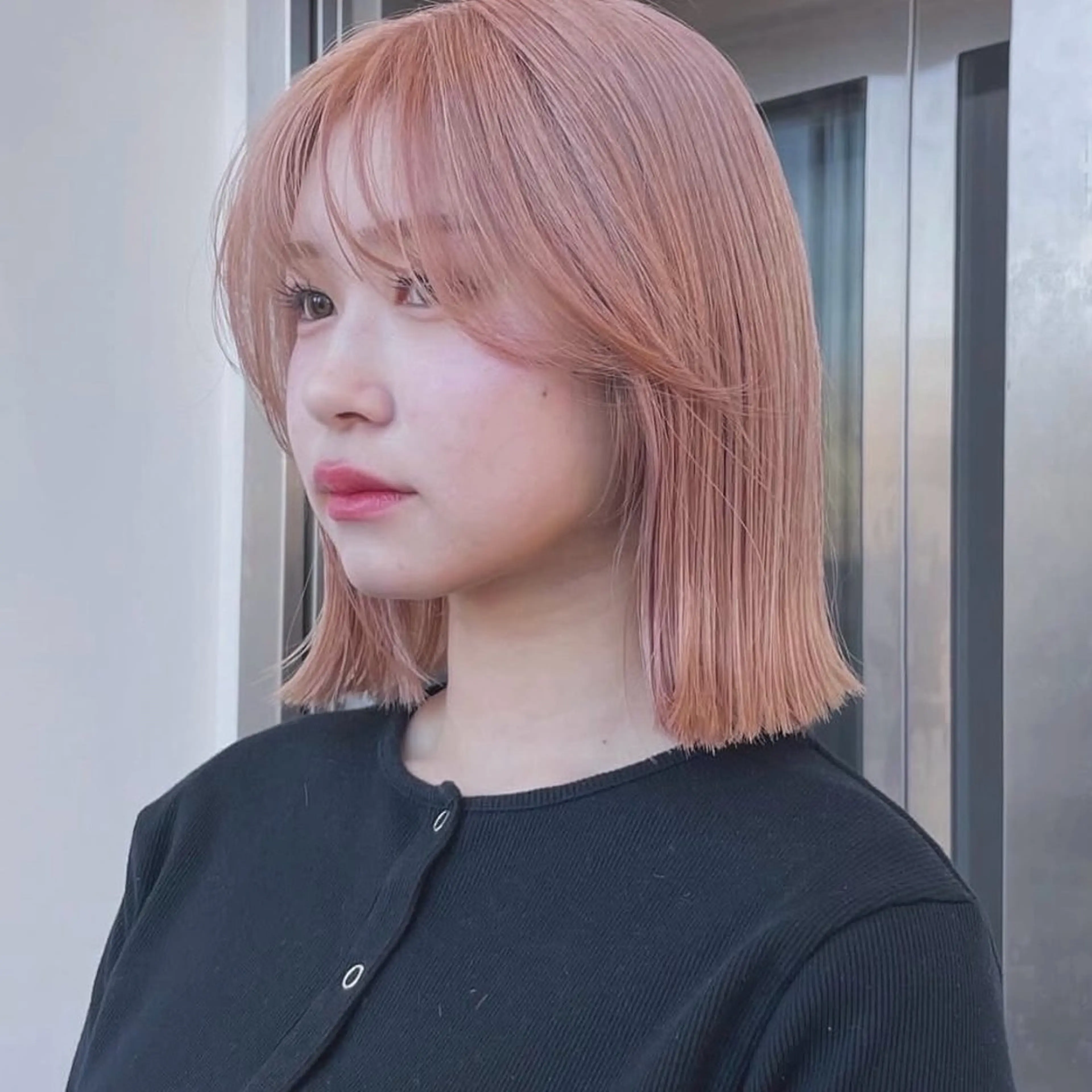 ミディアム カラー ブリーチ カット ヘアカラー トリートメント レイヤー/ブリーチ ♥️【木坂 桃歌】のヘアスタイル