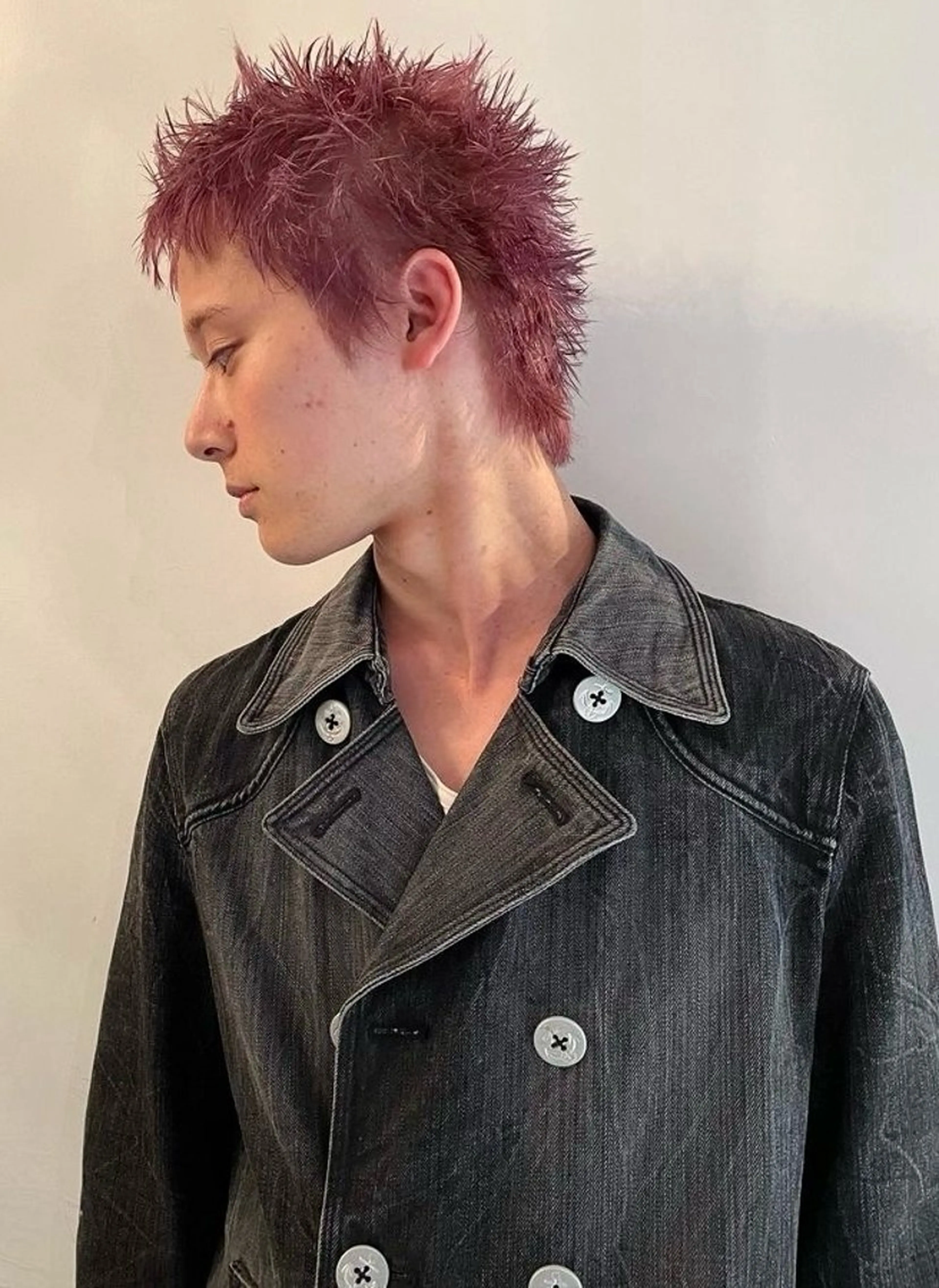 メンズカット+ケアブリーチカラー ✨【スパイキーショート /ツーブロック 】の写真