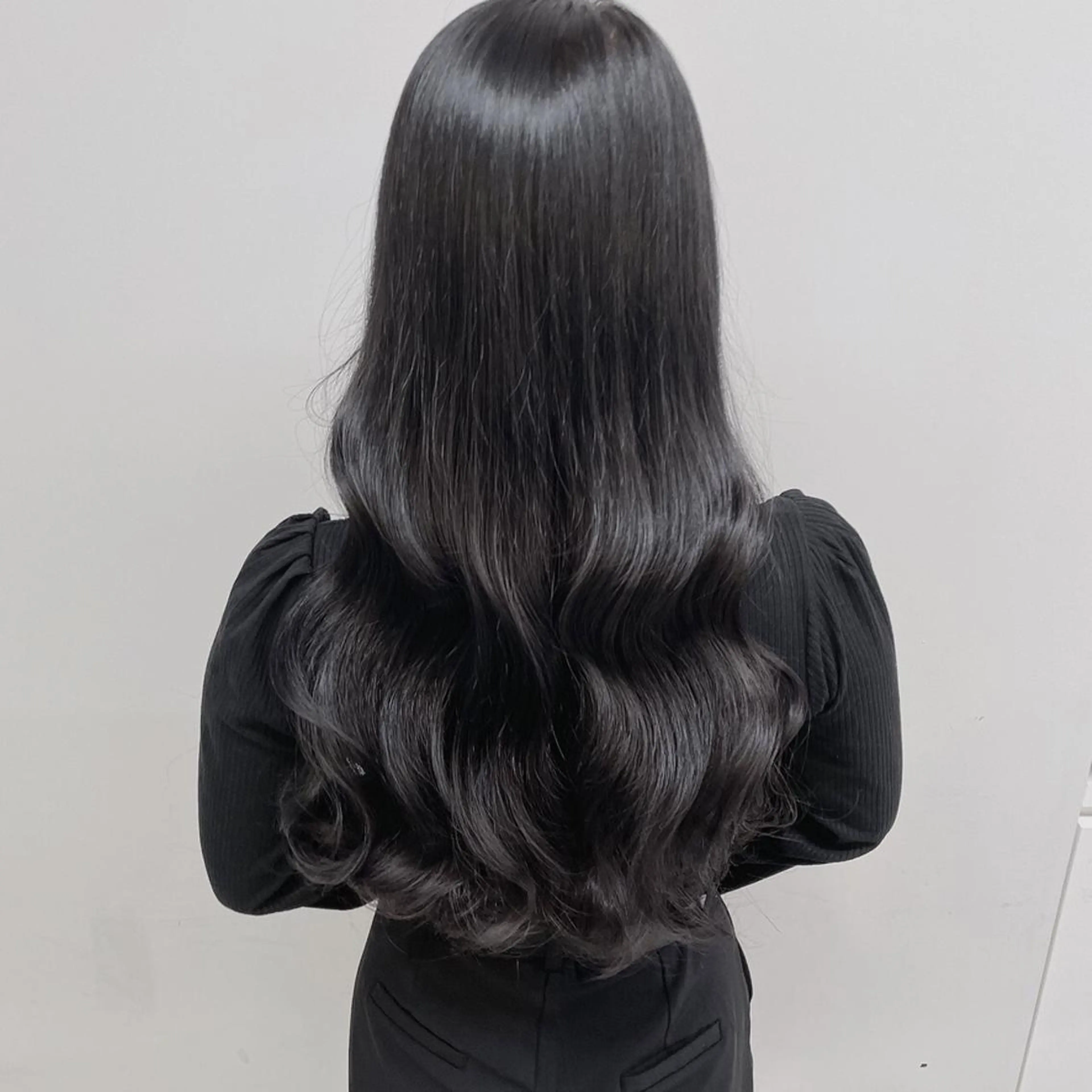 カラー 🌸春の暗髪カラー 🌸透明感ヘアのヘアスタイル